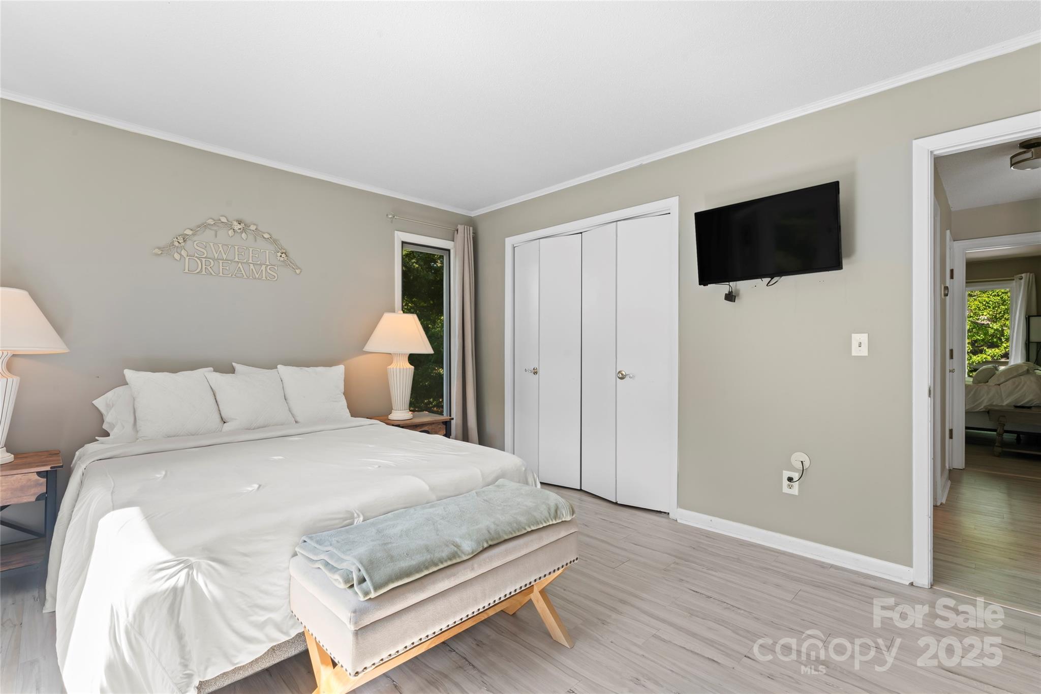 35 Heritage Drive — Clover