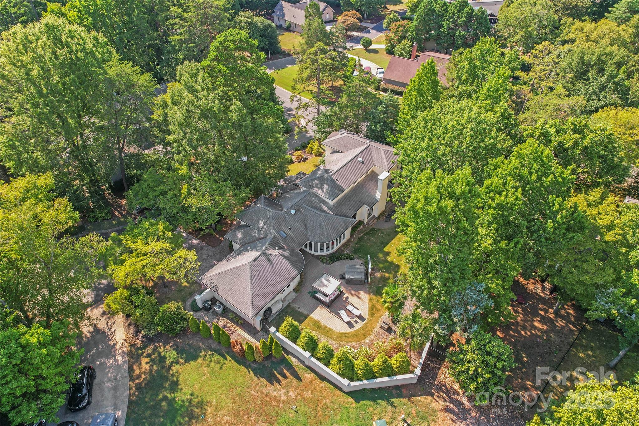35 Heritage Drive — Clover