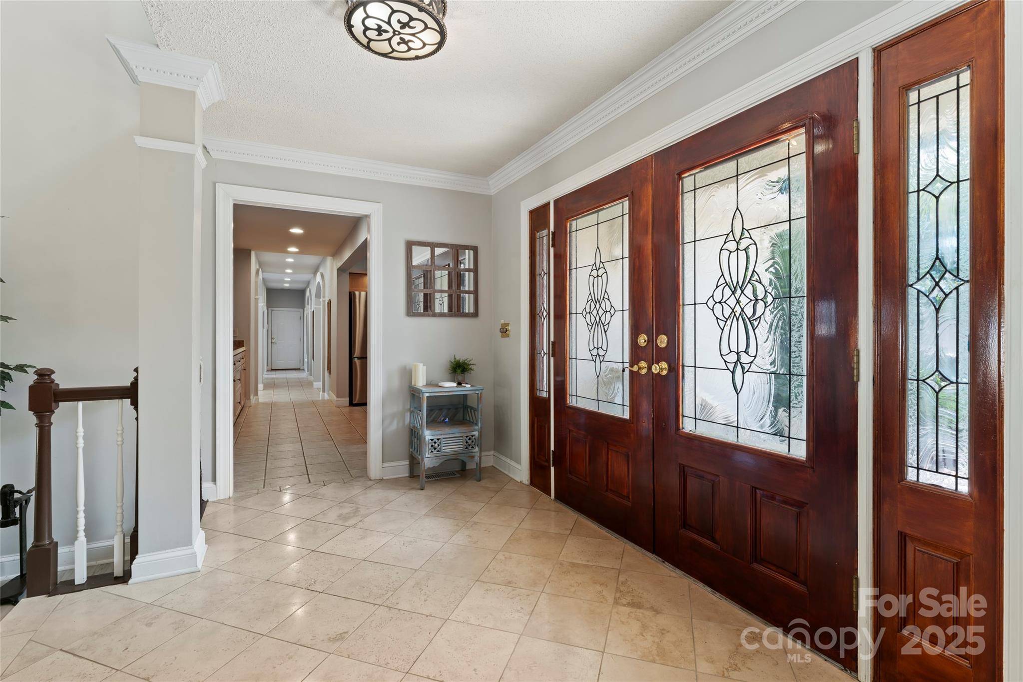 35 Heritage Drive — Clover