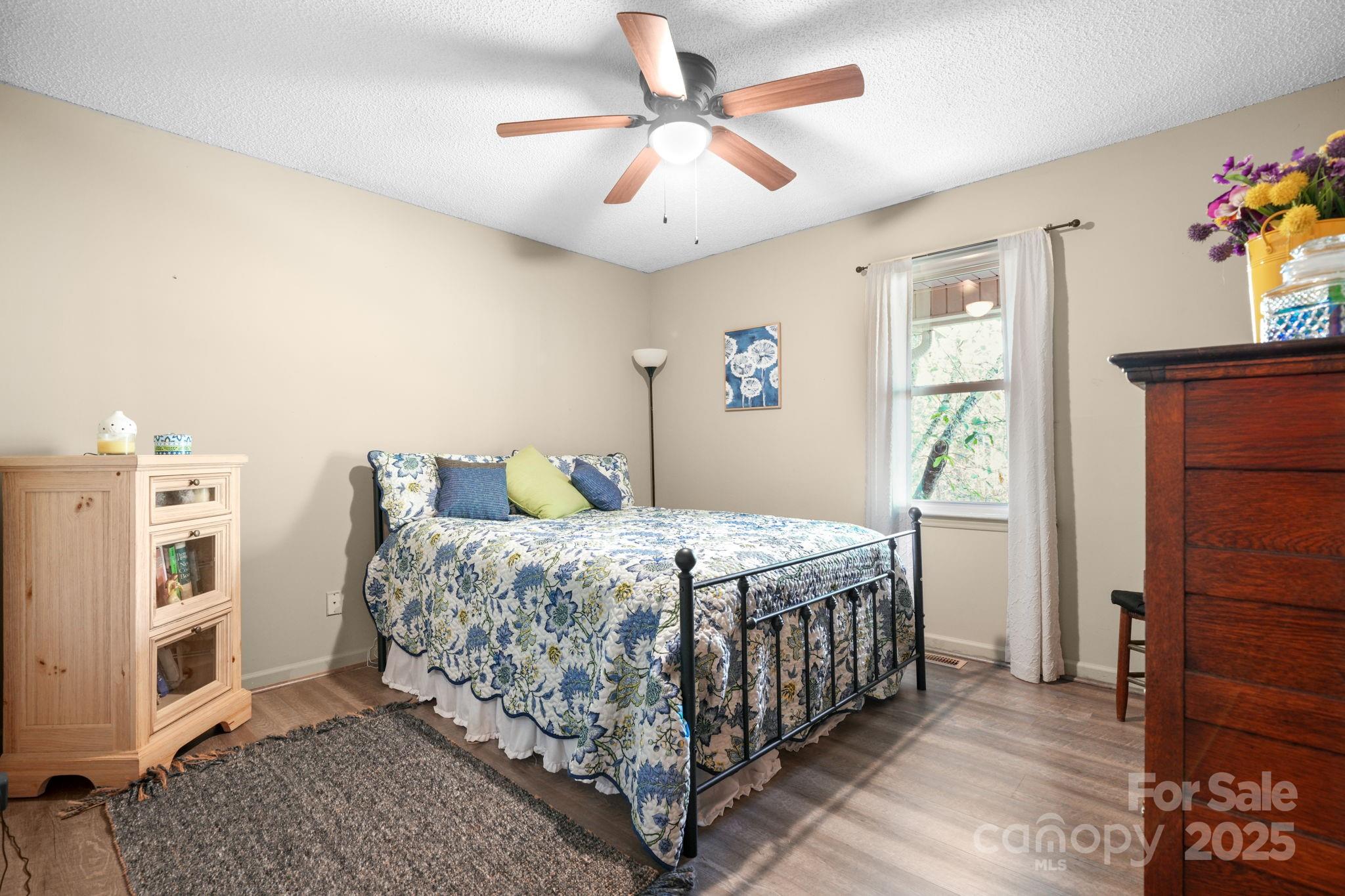 4441 Snyders Way — Lenoir