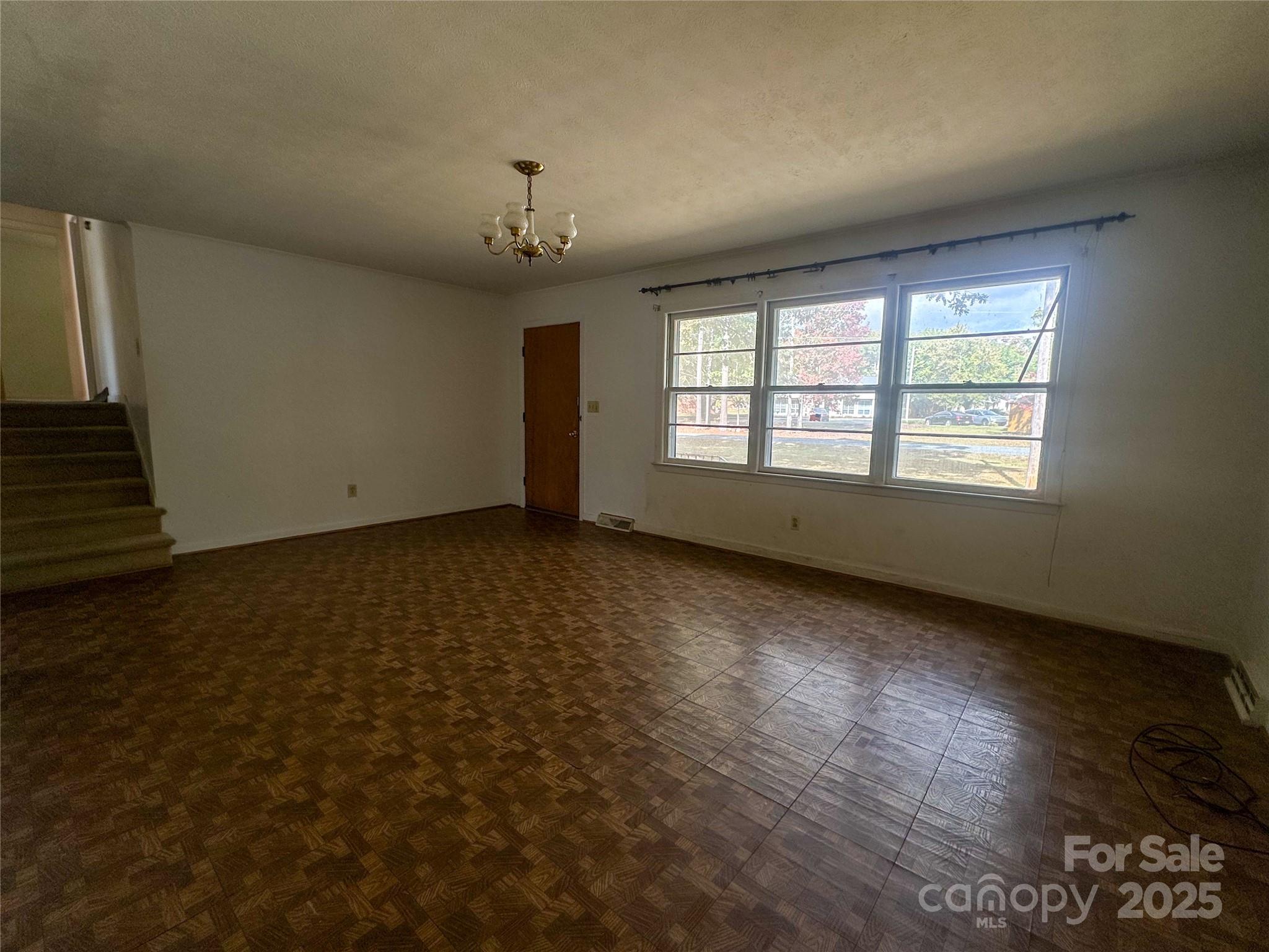 1910 Midwood Drive — Albemarle