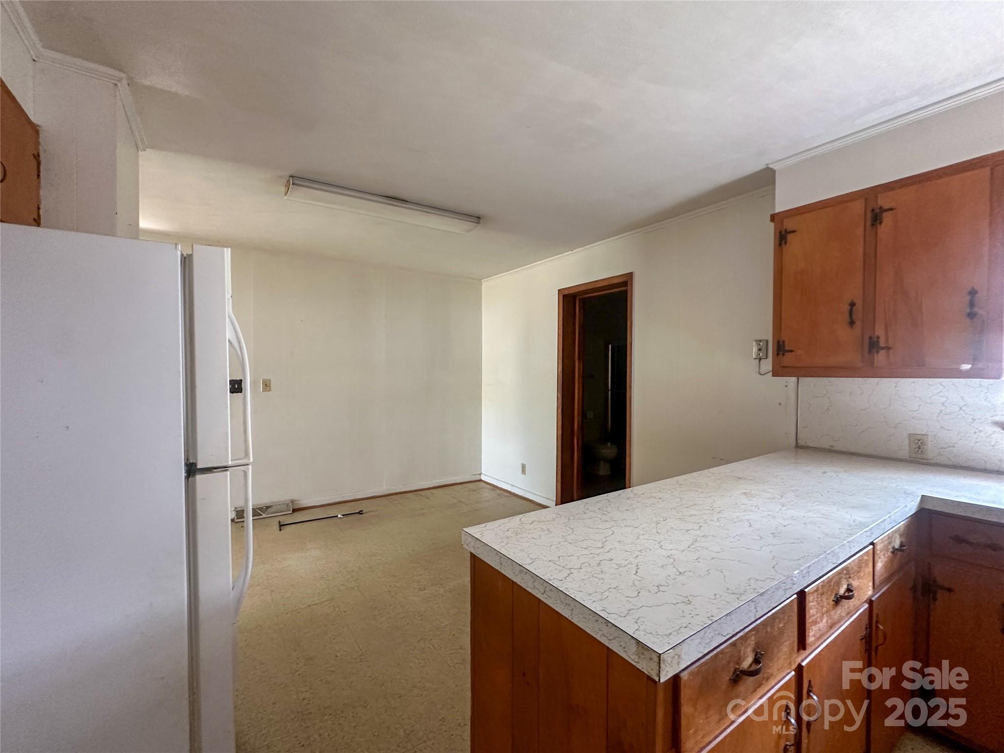1910 Midwood Drive — Albemarle
