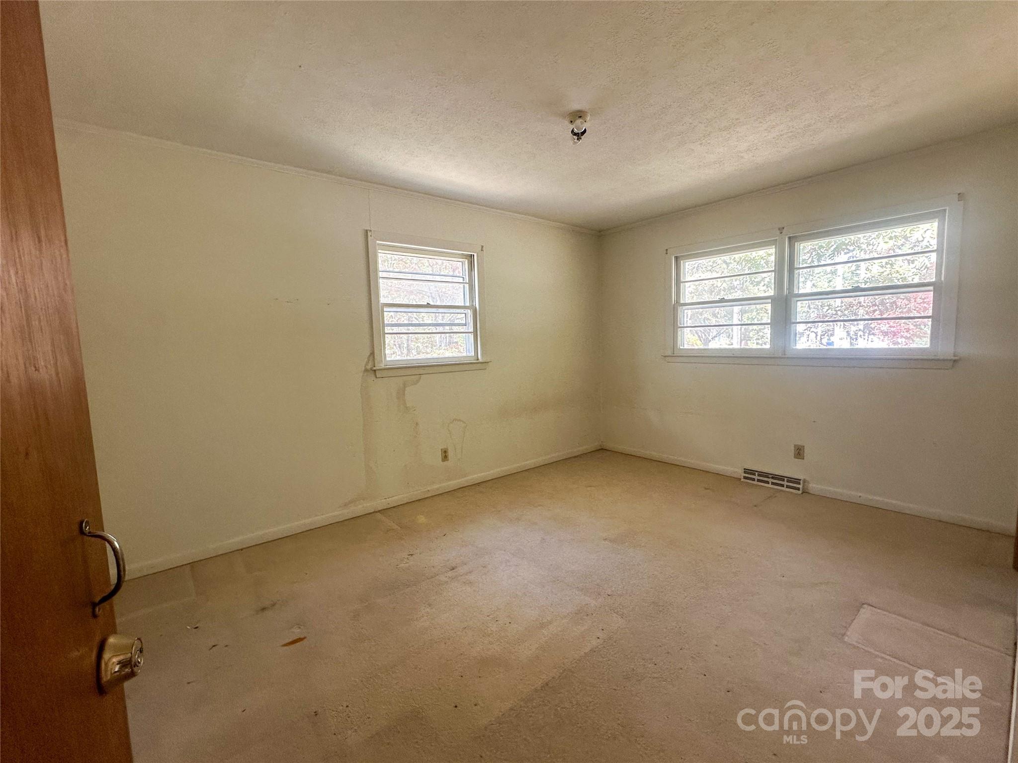 1910 Midwood Drive — Albemarle