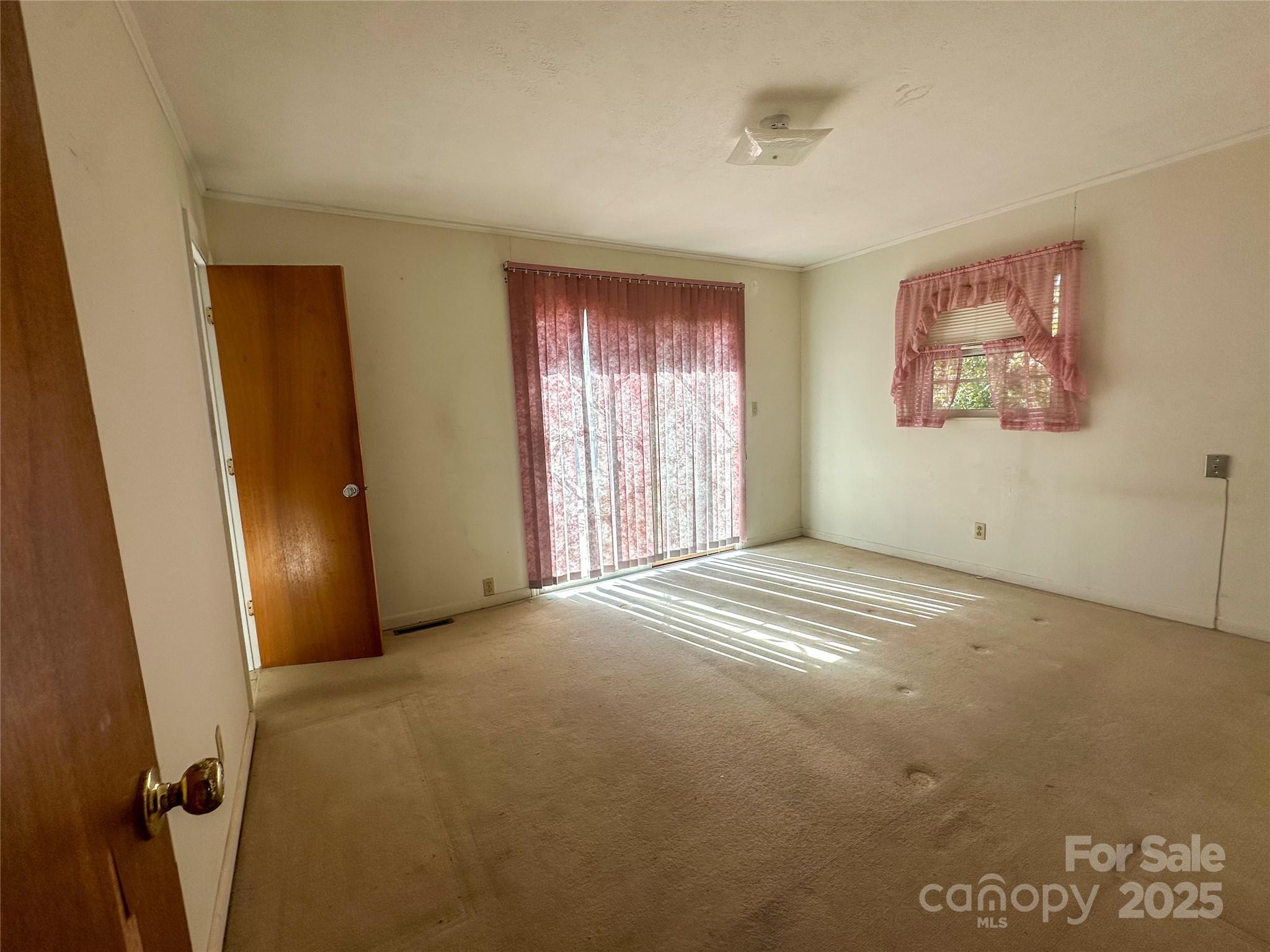1910 Midwood Drive — Albemarle