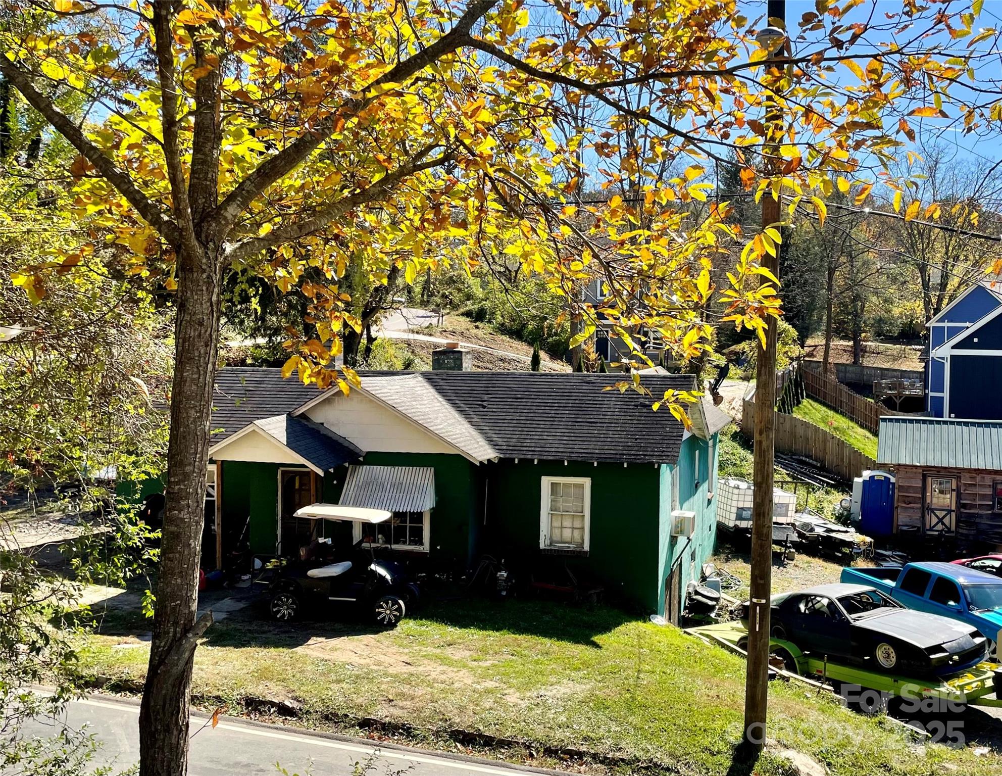 130 Lookout Road — Asheville
