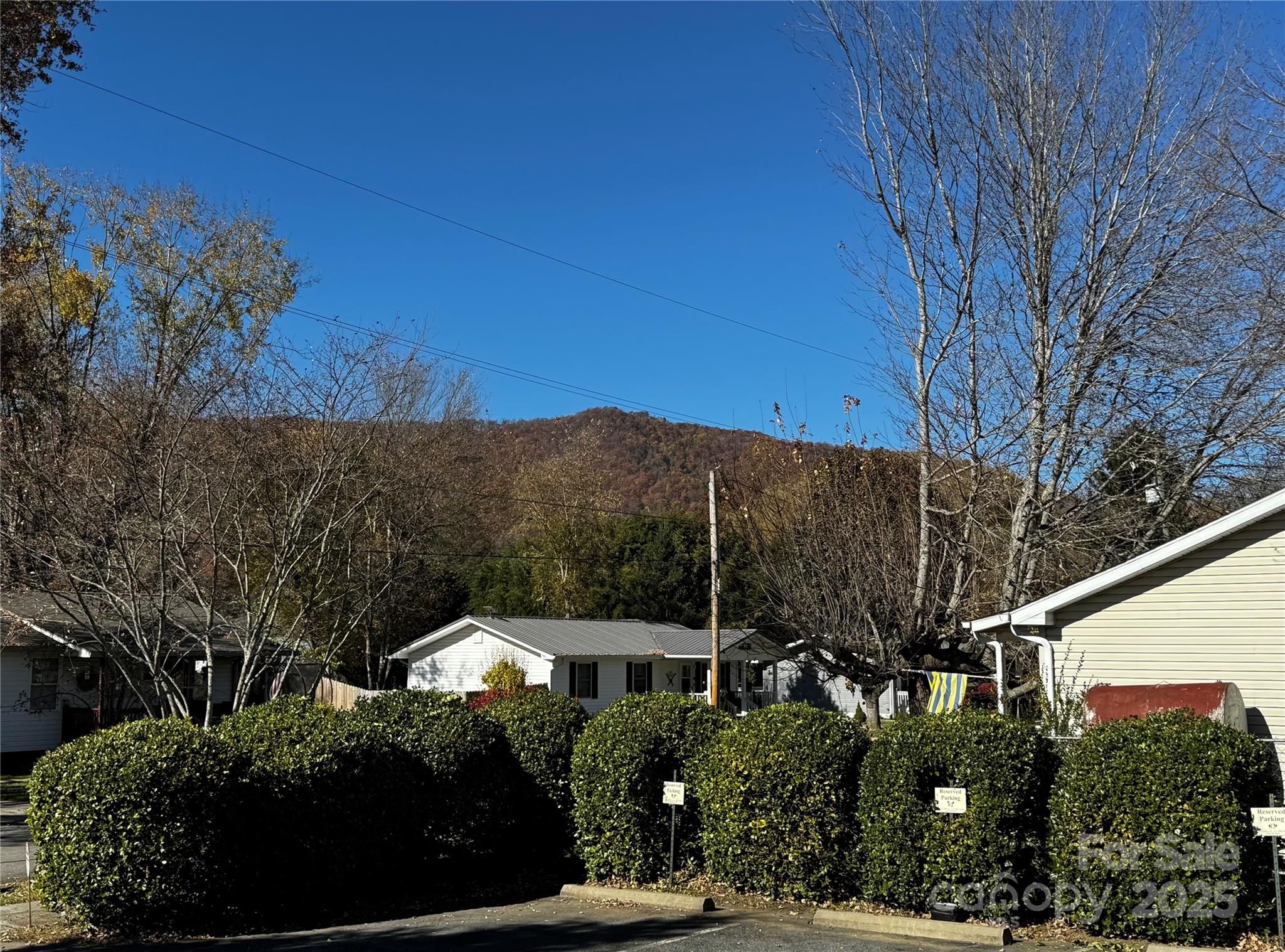 237 Camelot Drive #B — Waynesville