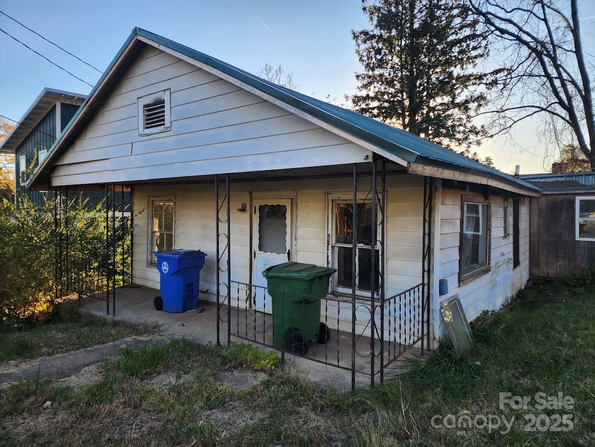 107 Bradley Street — Asheville