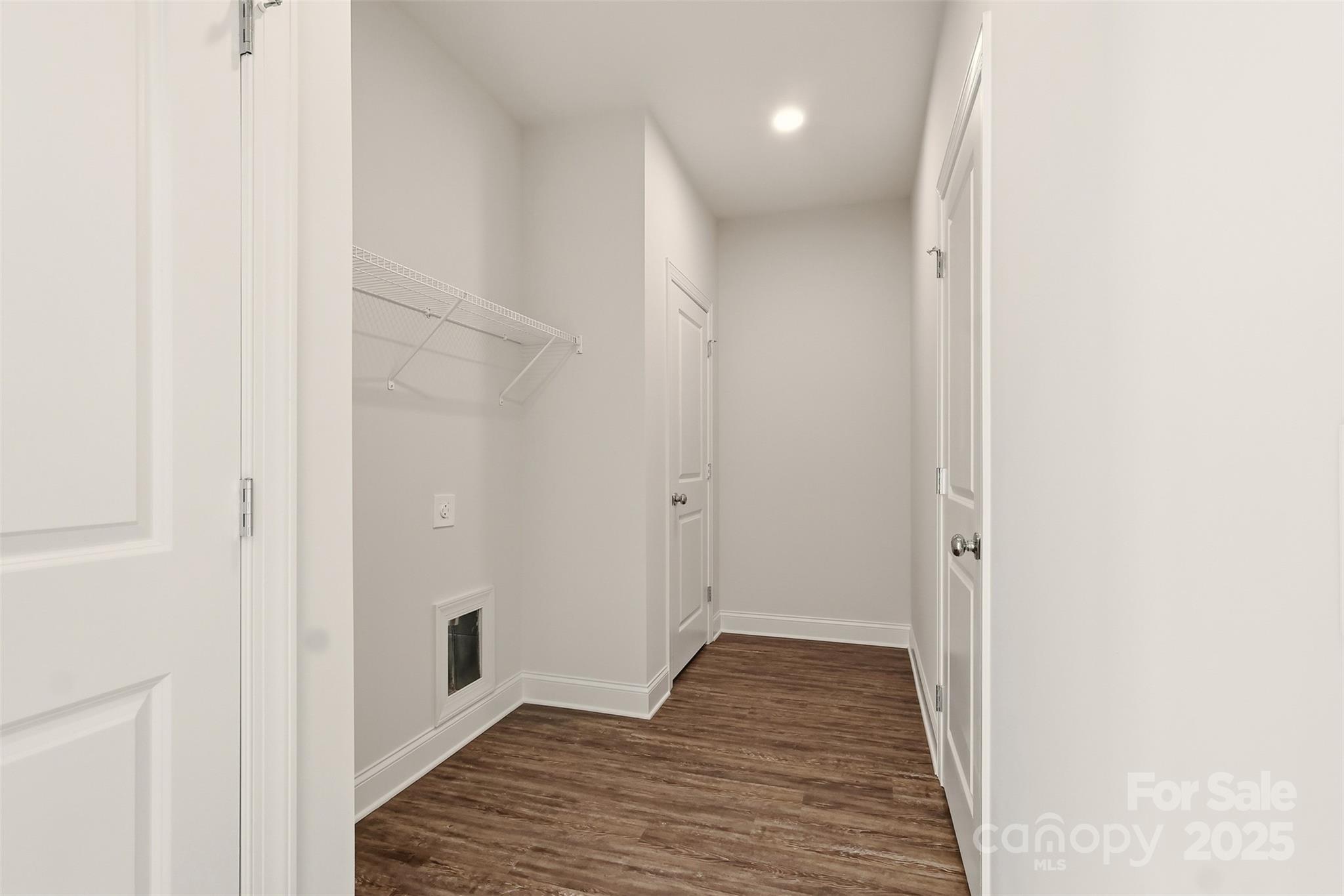 128 N Main Street — Granite Falls