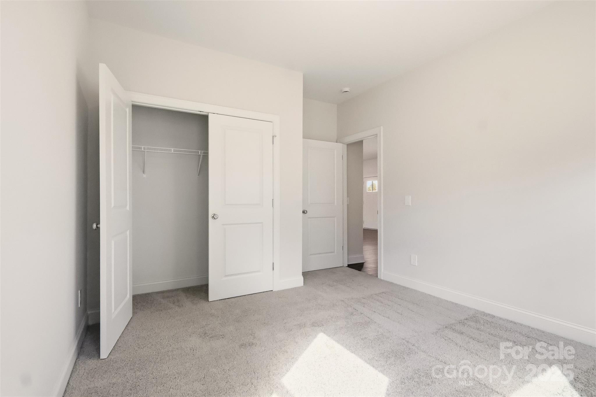 128 N Main Street — Granite Falls