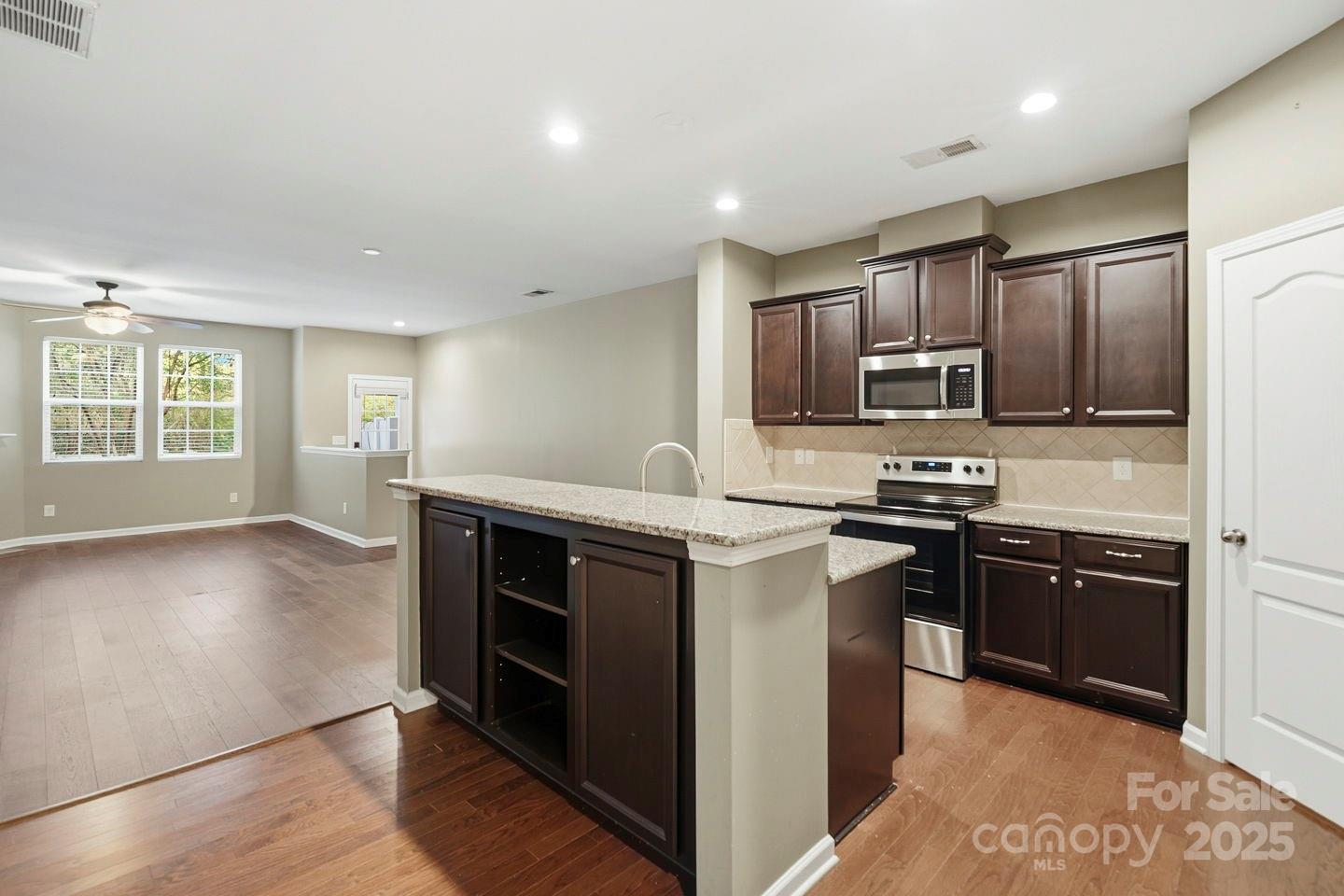8988 Lanark Lane — Fort Mill