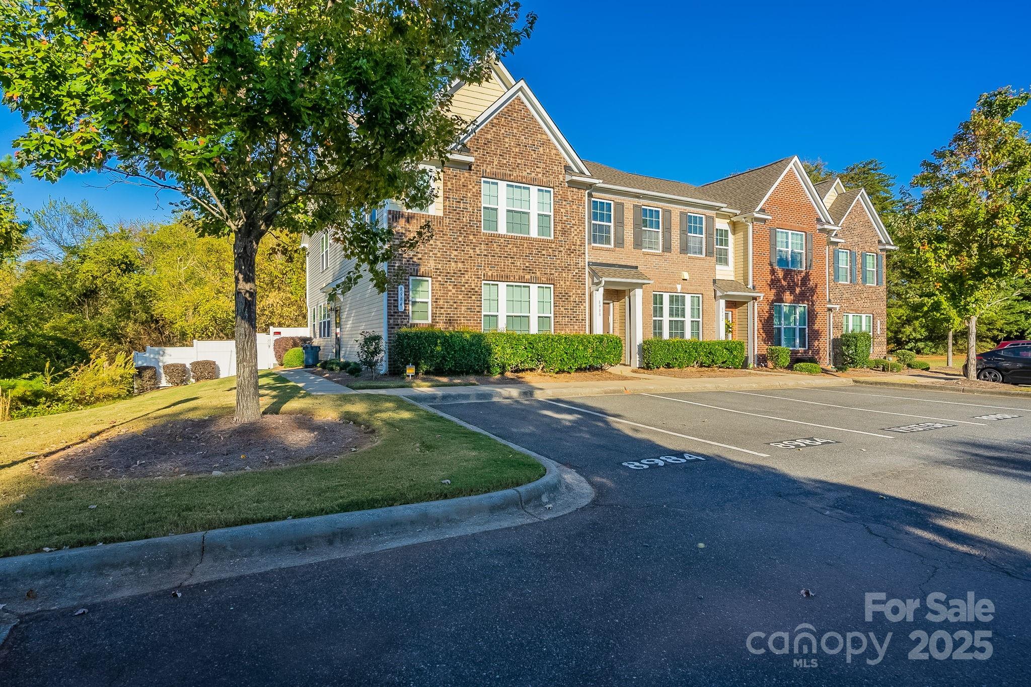 8988 Lanark Lane — Fort Mill