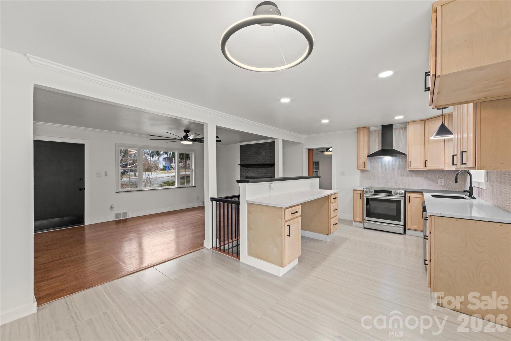 28 Pine Lane — Asheville