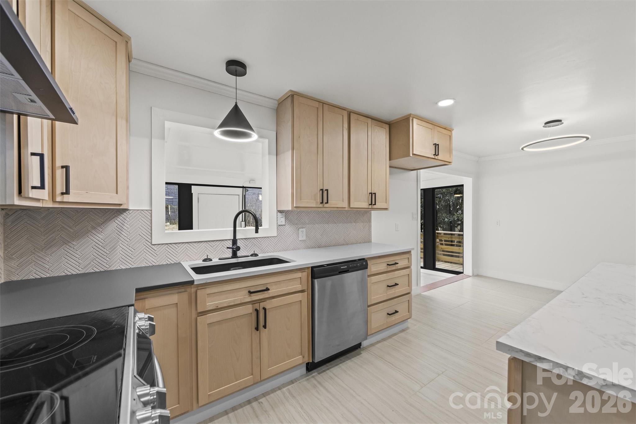 28 Pine Lane — Asheville