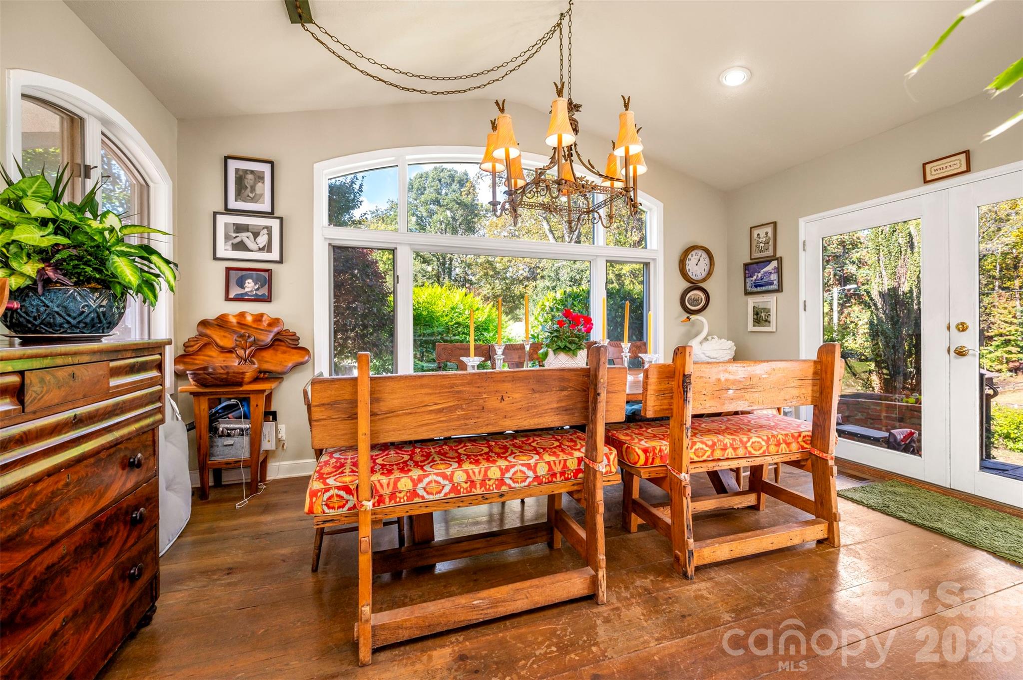 936 Golden Road — Tryon