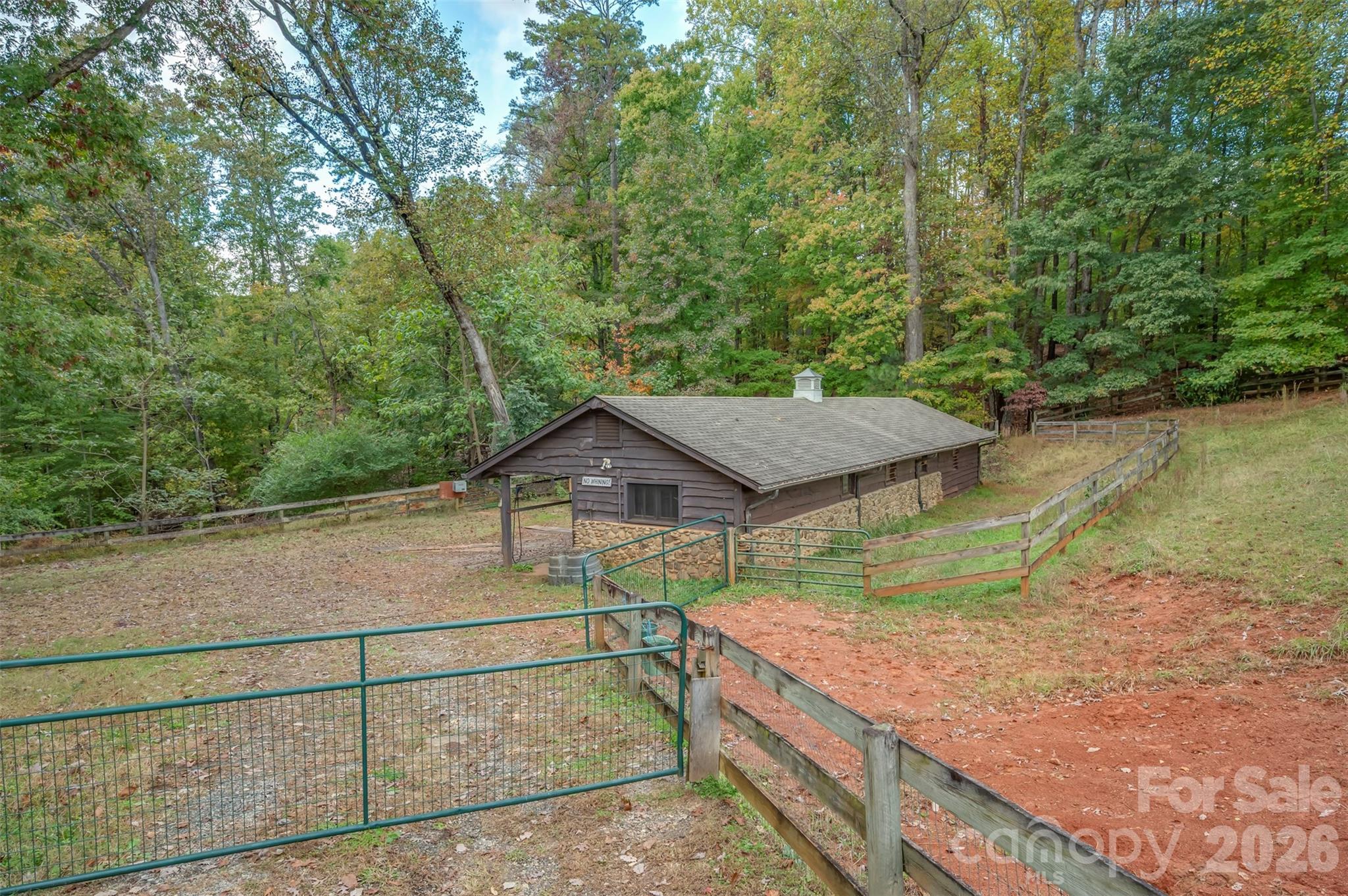 936 Golden Road — Tryon