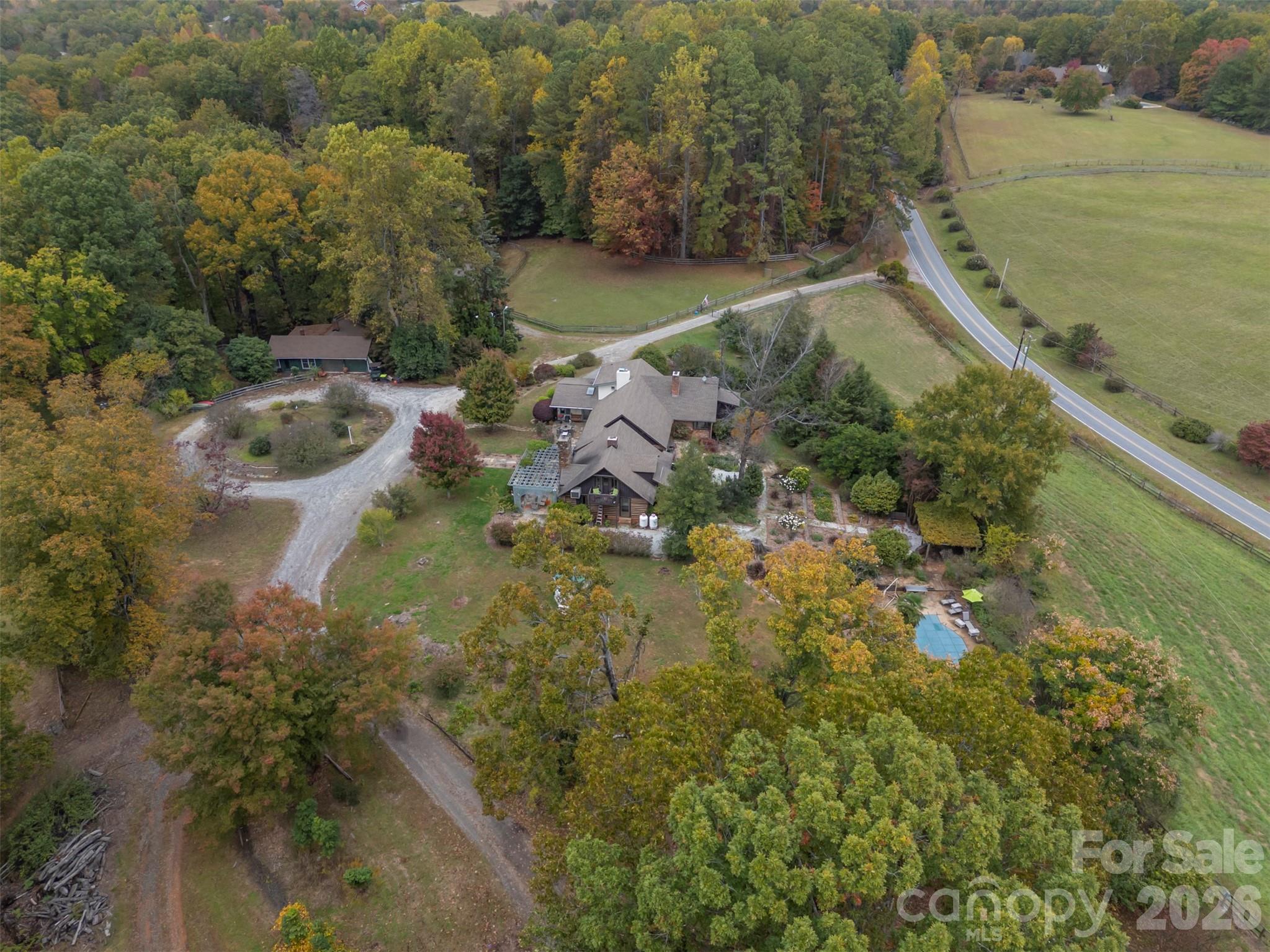 936 Golden Road — Tryon