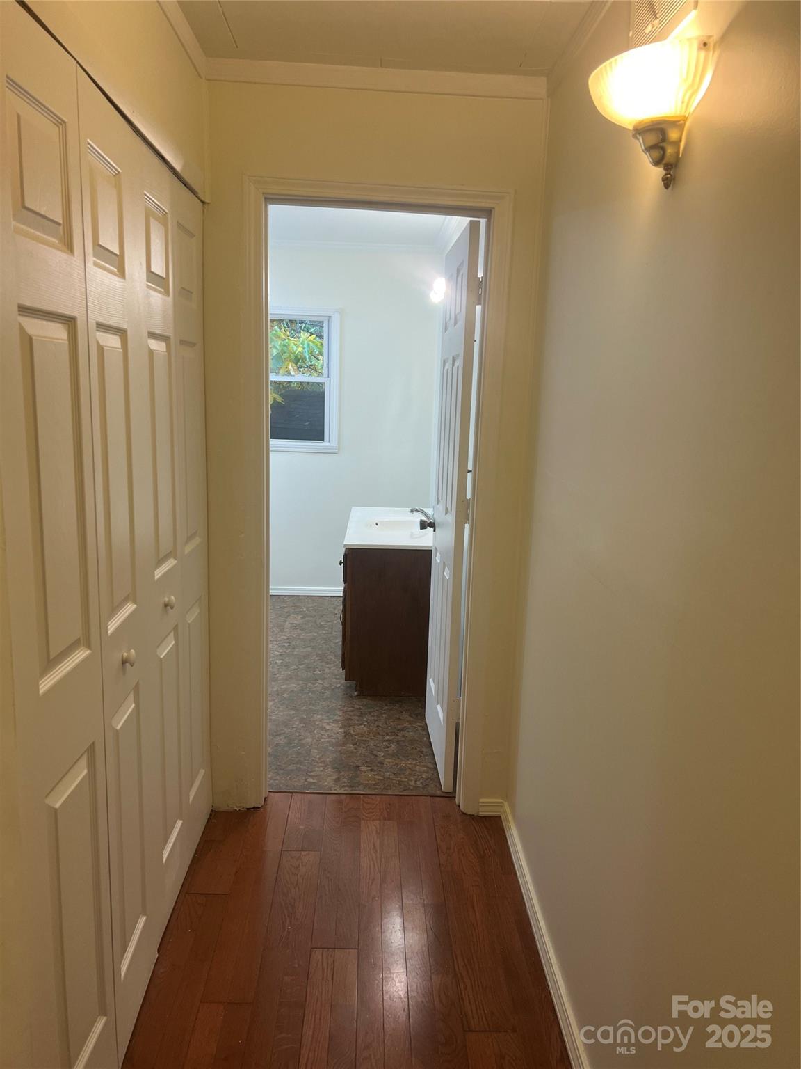 243 Governors View — Asheville