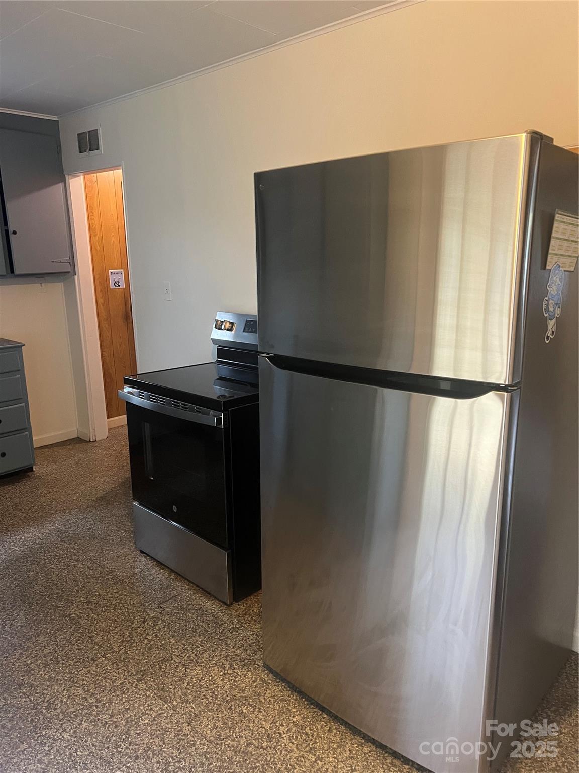 243 Governors View — Asheville