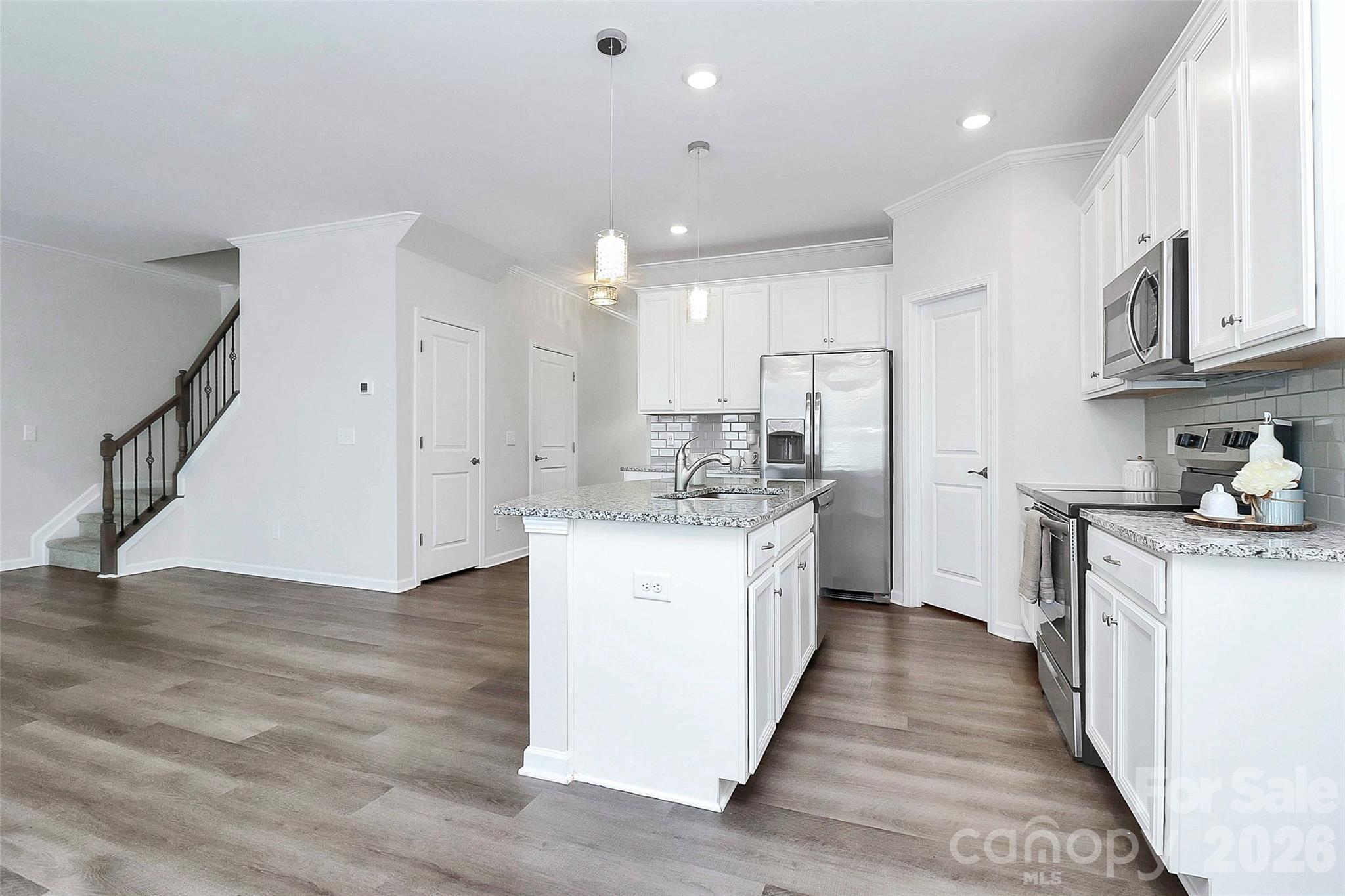 769 River Park Road — Belmont