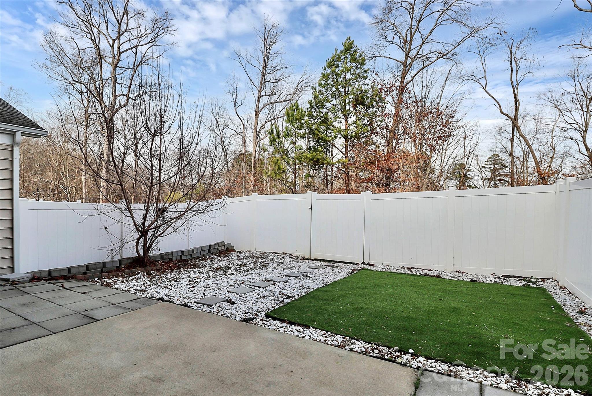 769 River Park Road — Belmont