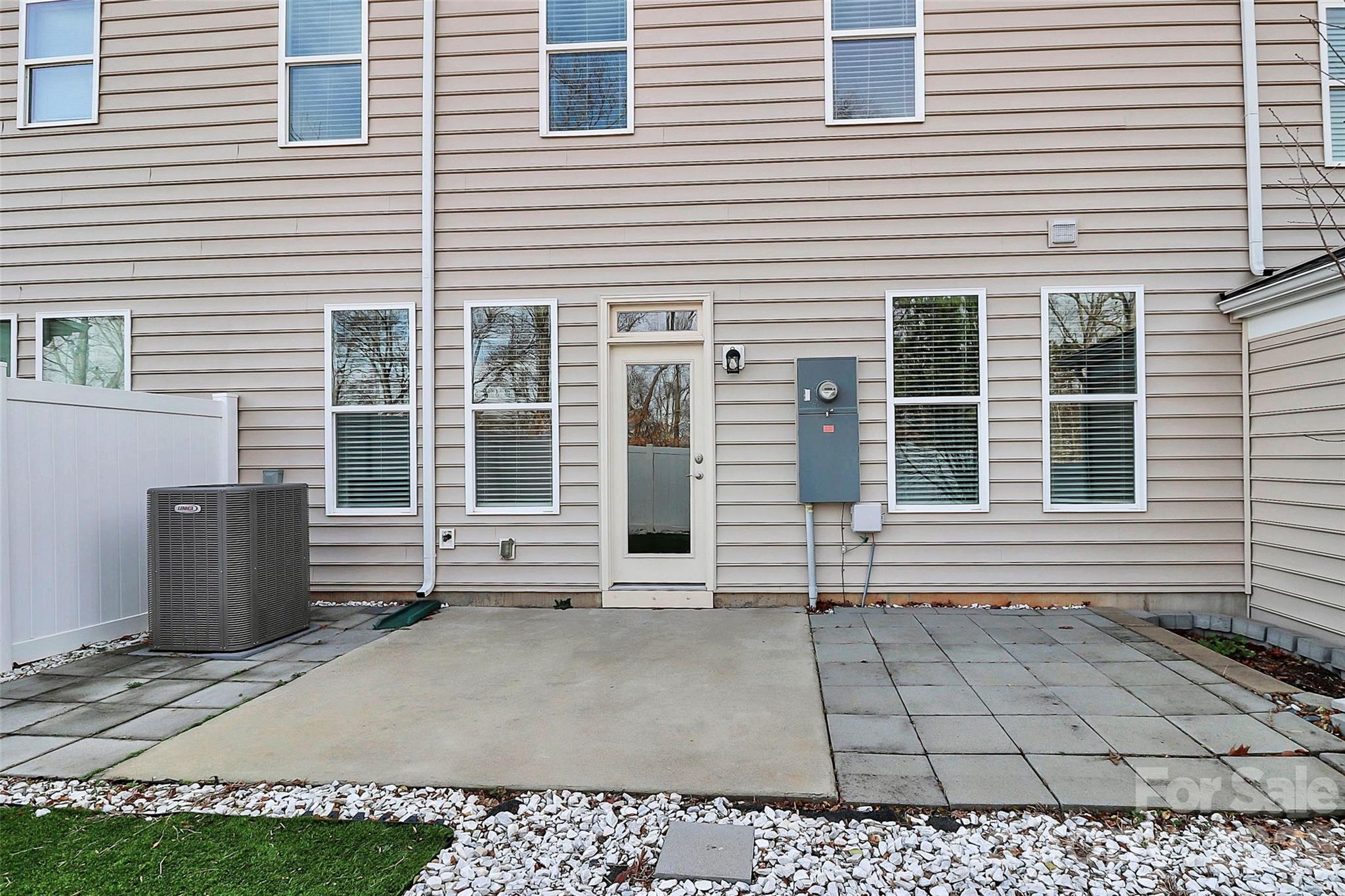769 River Park Road — Belmont