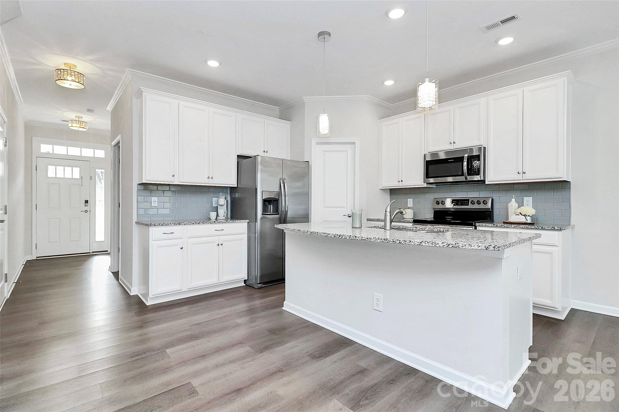 769 River Park Road — Belmont