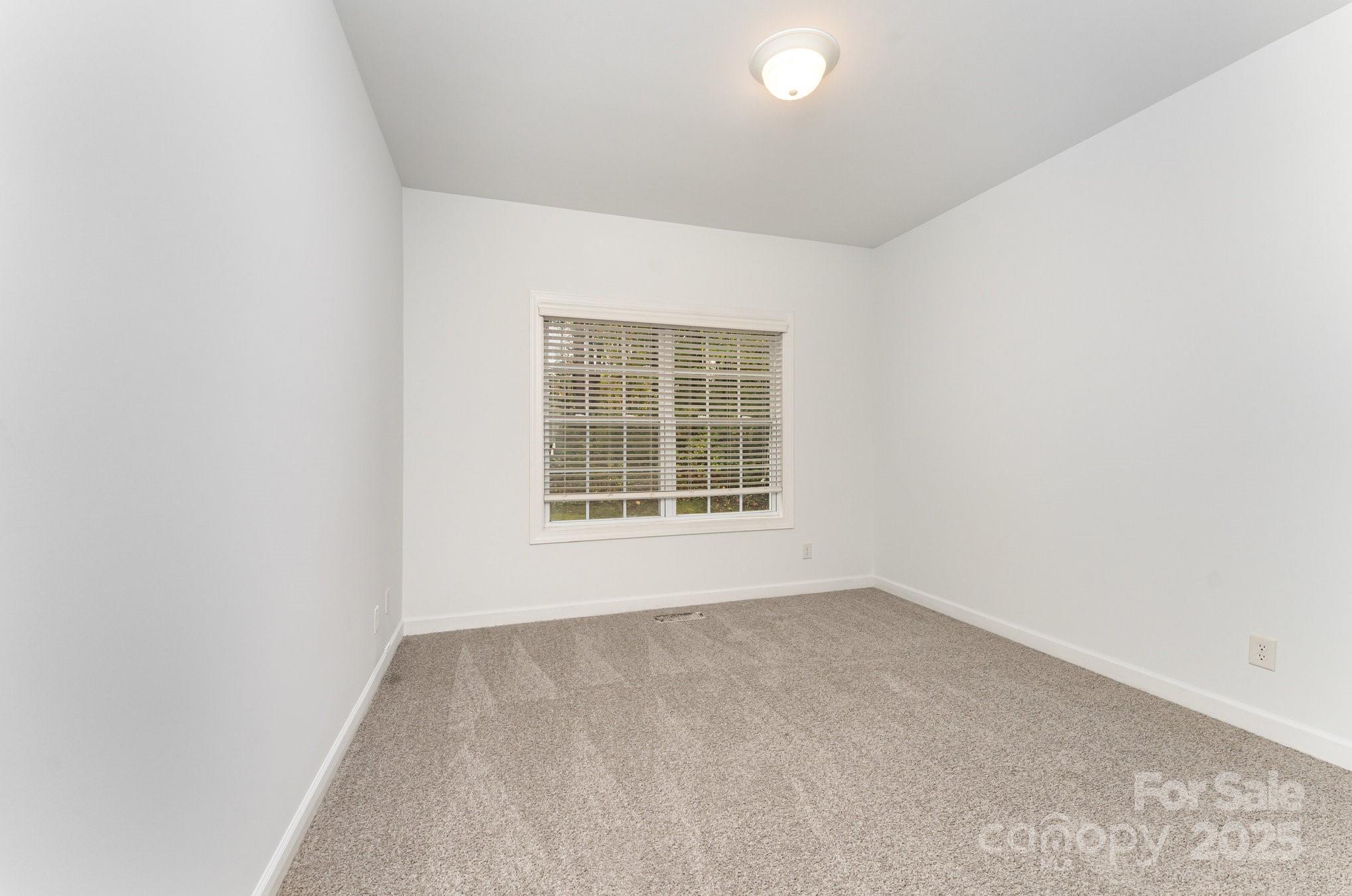 14333 Maclauren Lane — Huntersville