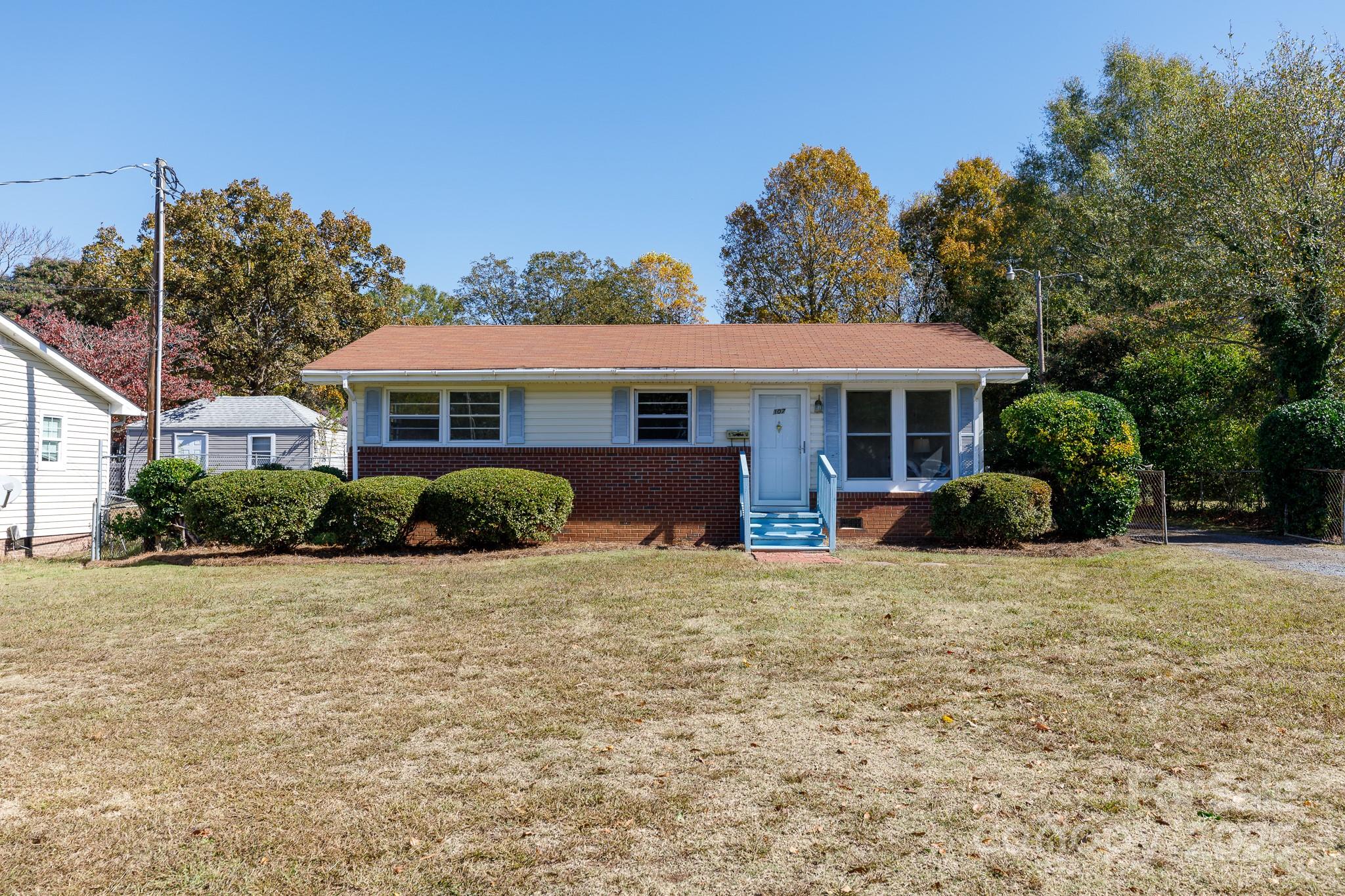 107 Mint Street — Clover