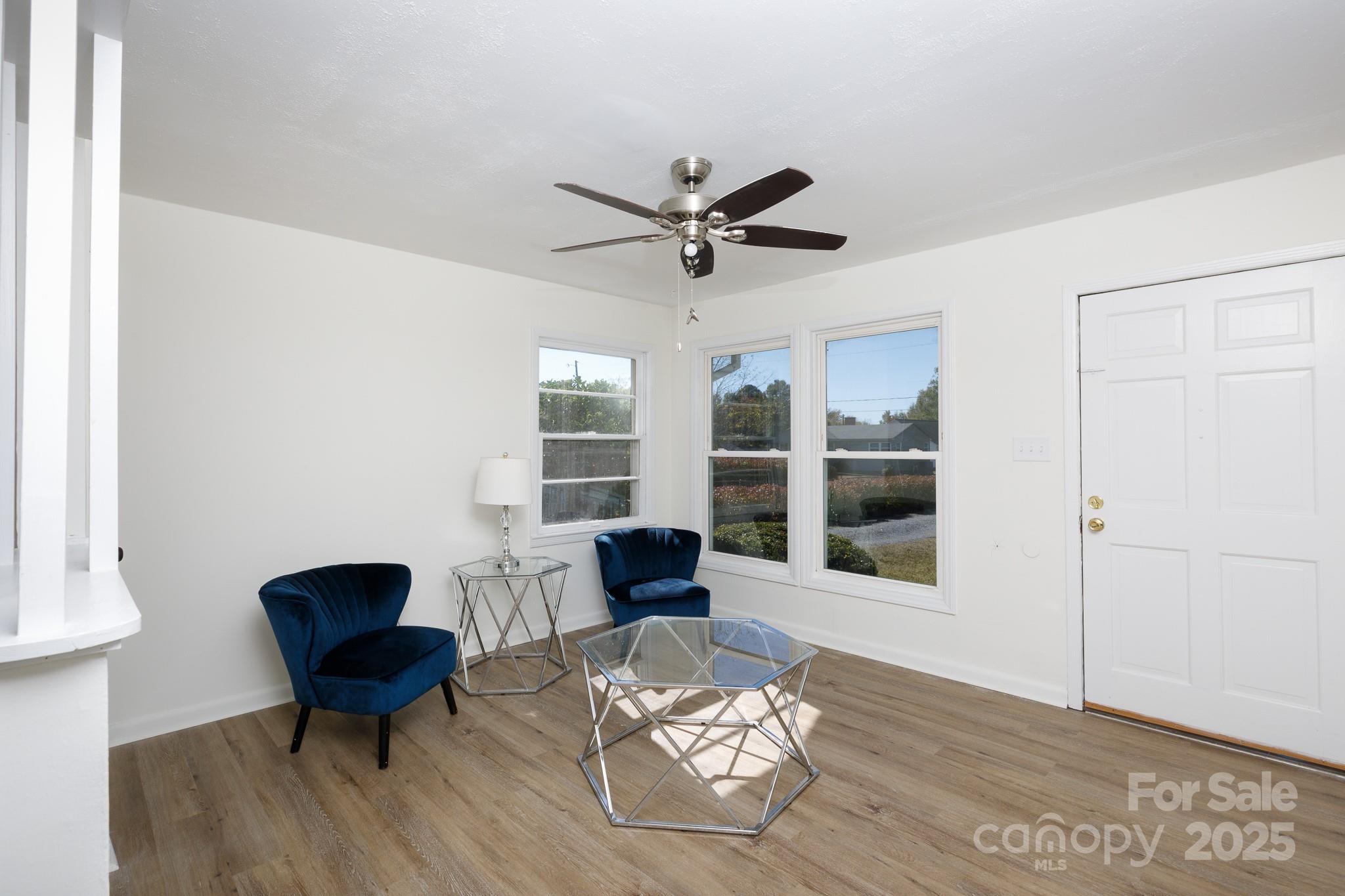 107 Mint Street — Clover