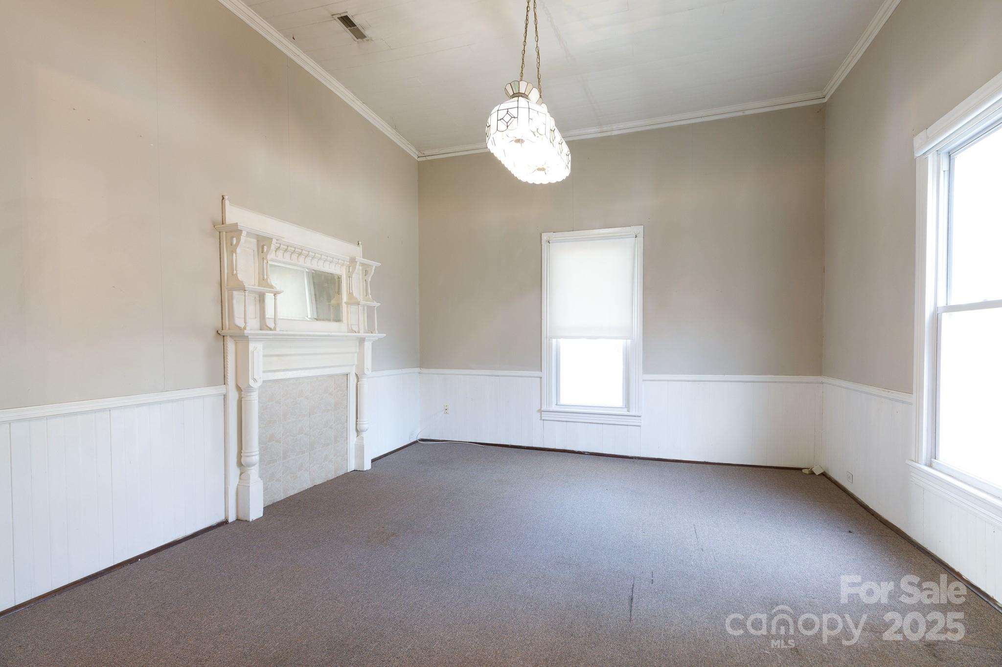 303 Kings Mountain Street — Clover