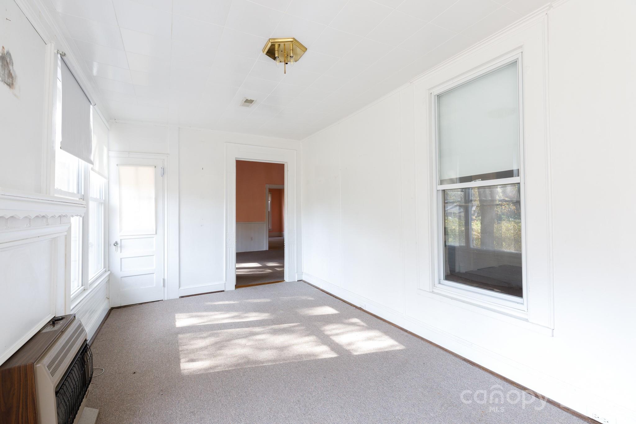303 Kings Mountain Street — Clover