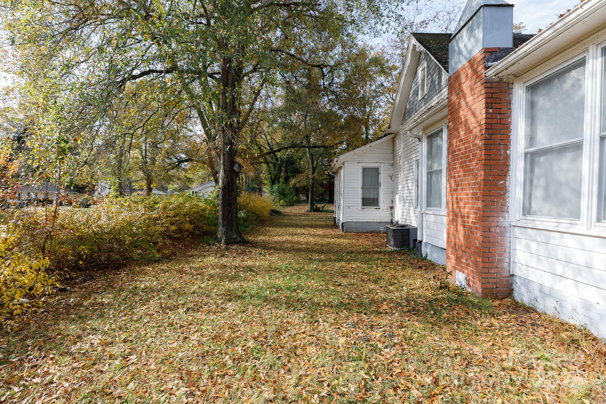 303 Kings Mountain Street — Clover