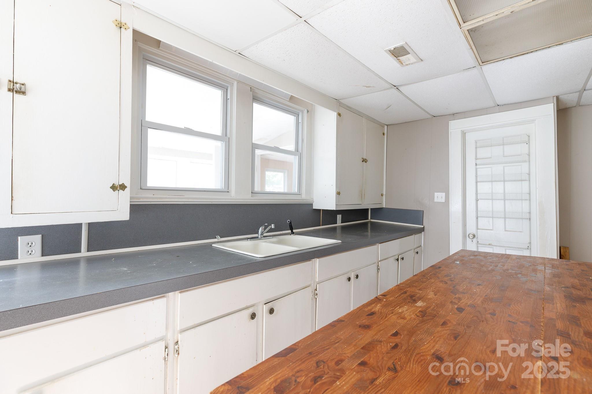 303 Kings Mountain Street — Clover