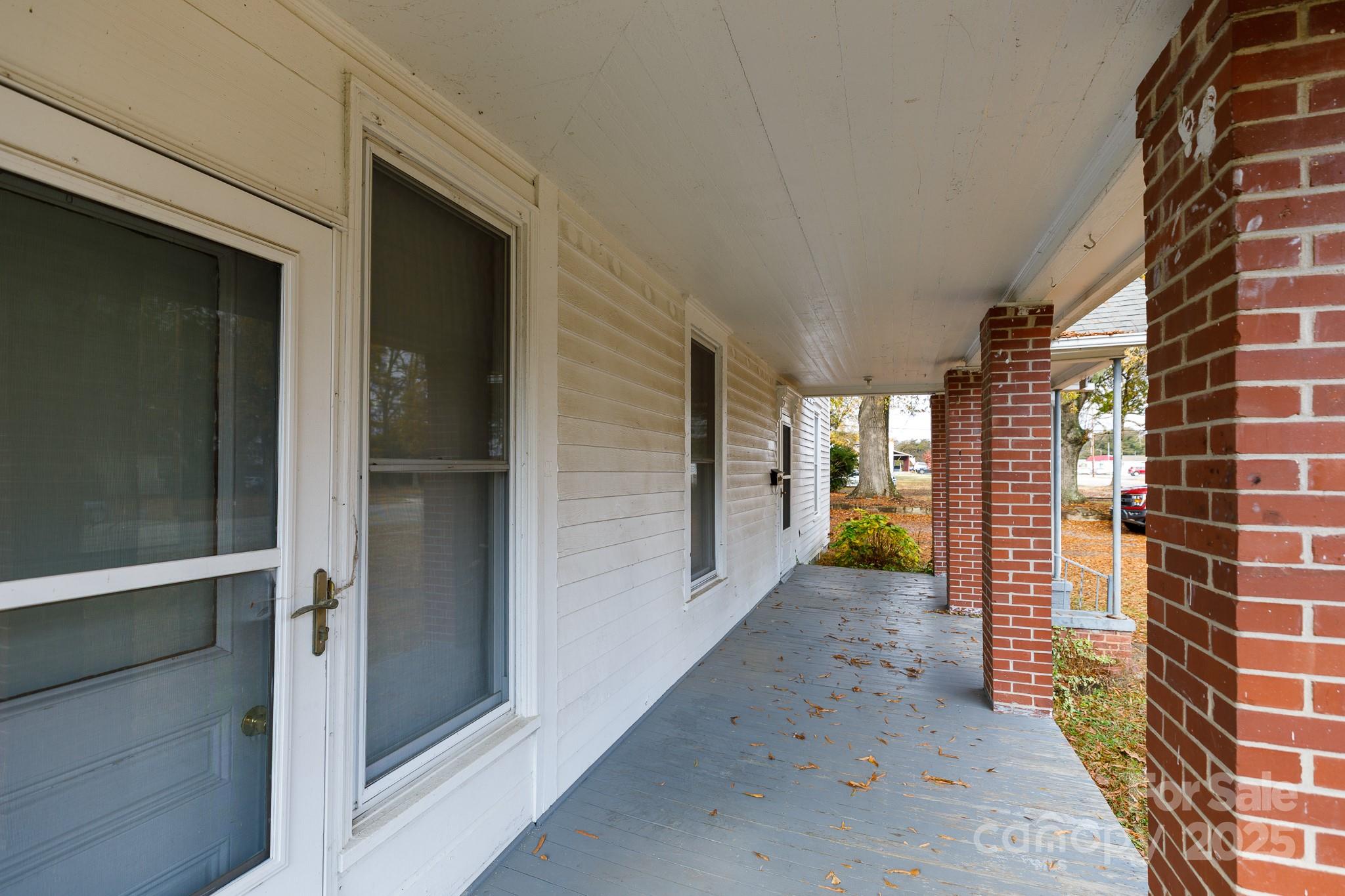 303 Kings Mountain Street — Clover