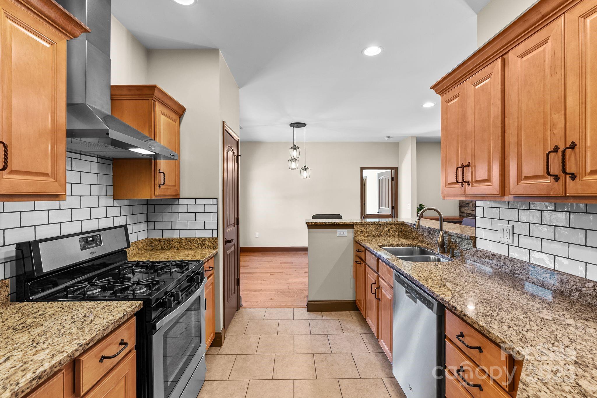 4 Pacifico Drive — Asheville
