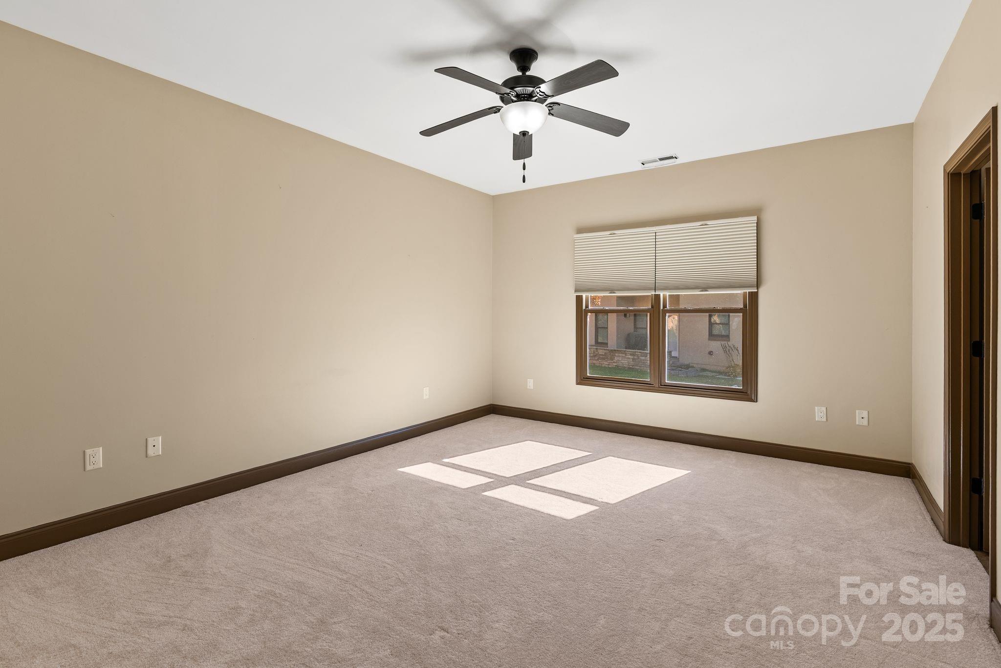 4 Pacifico Drive — Asheville