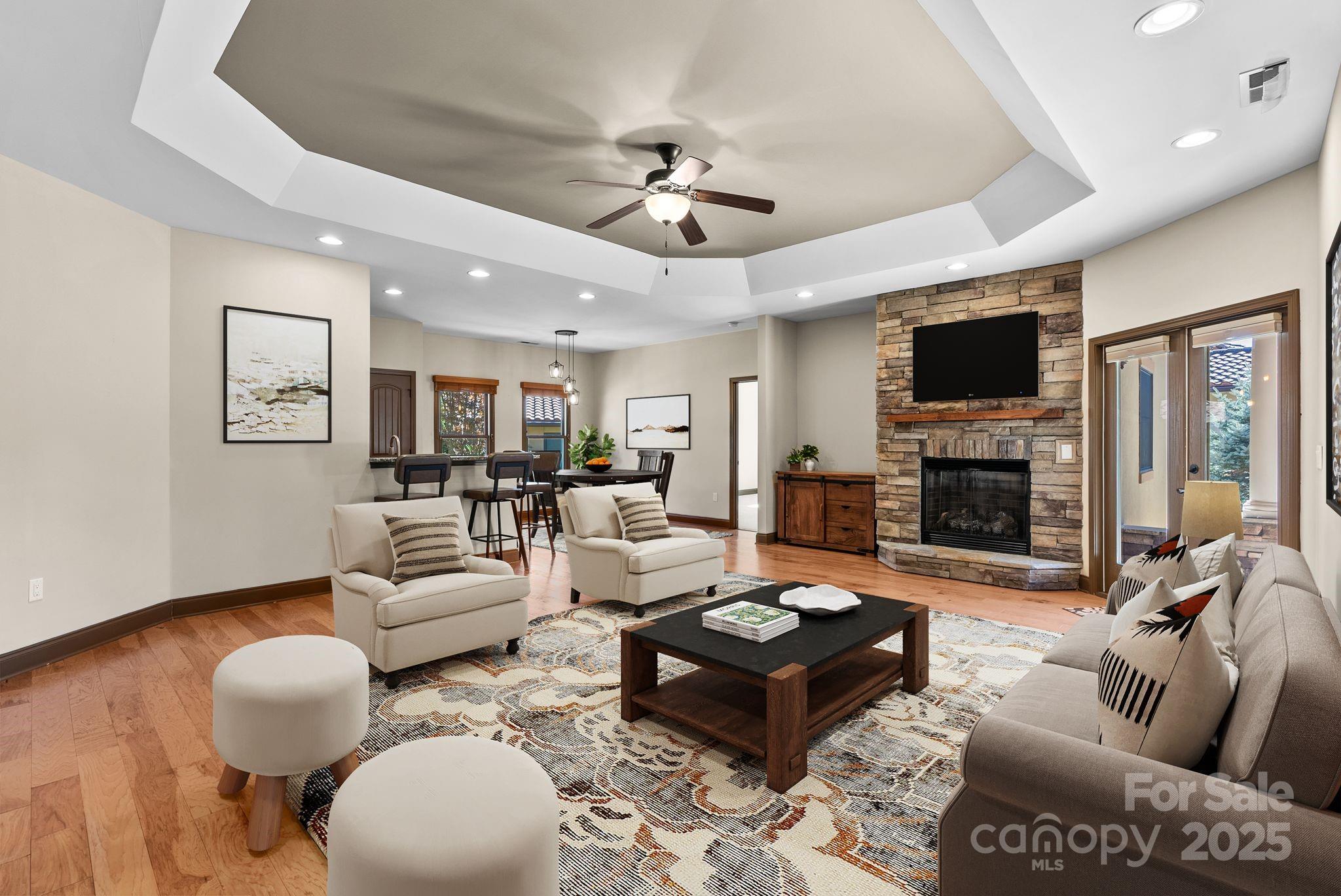 4 Pacifico Drive — Asheville