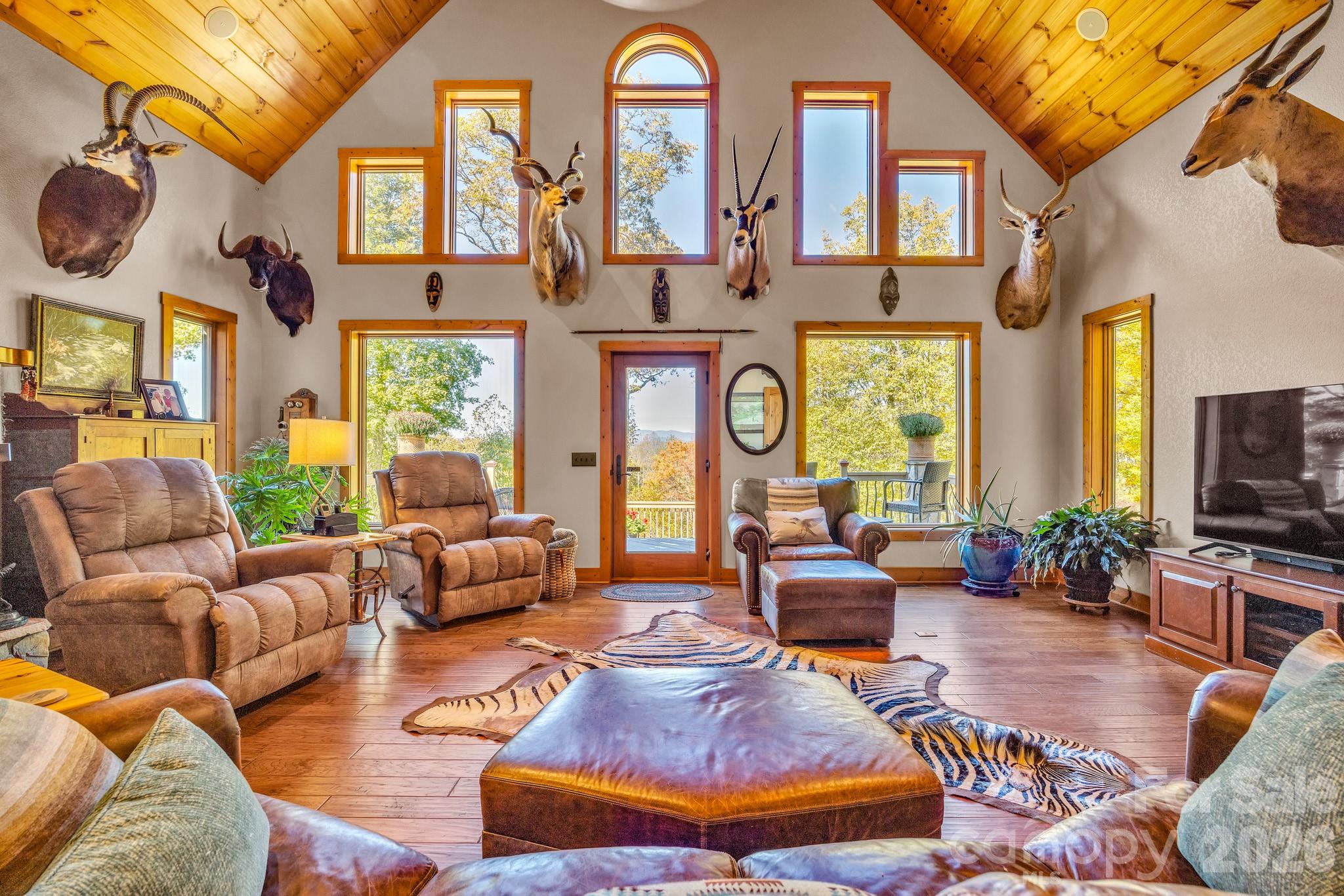 2650 Carson Woods Road — Laurel Springs