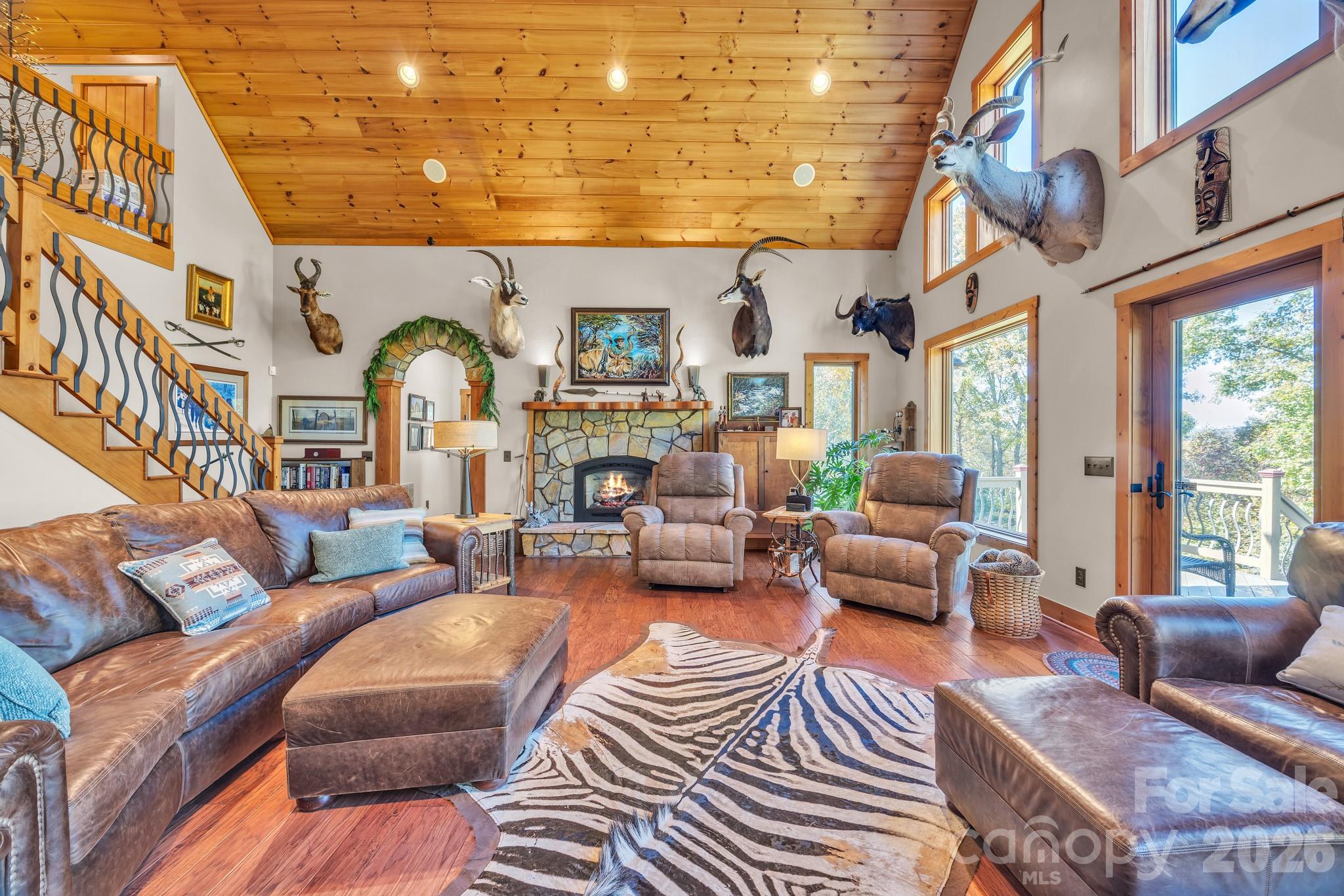 2650 Carson Woods Road — Laurel Springs
