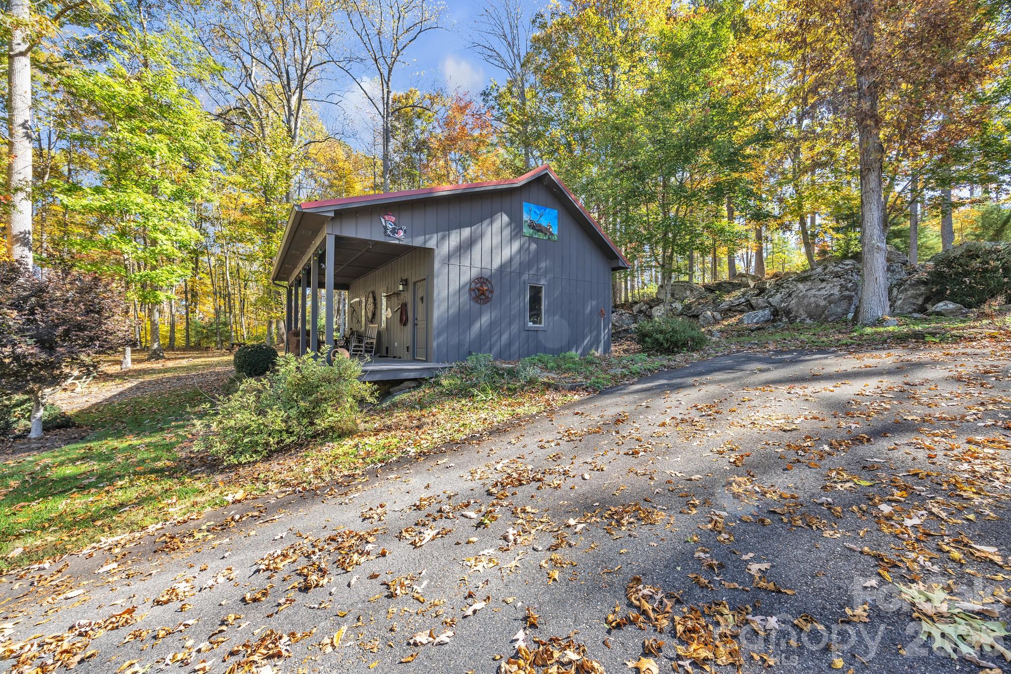 2650 Carson Woods Road — Laurel Springs