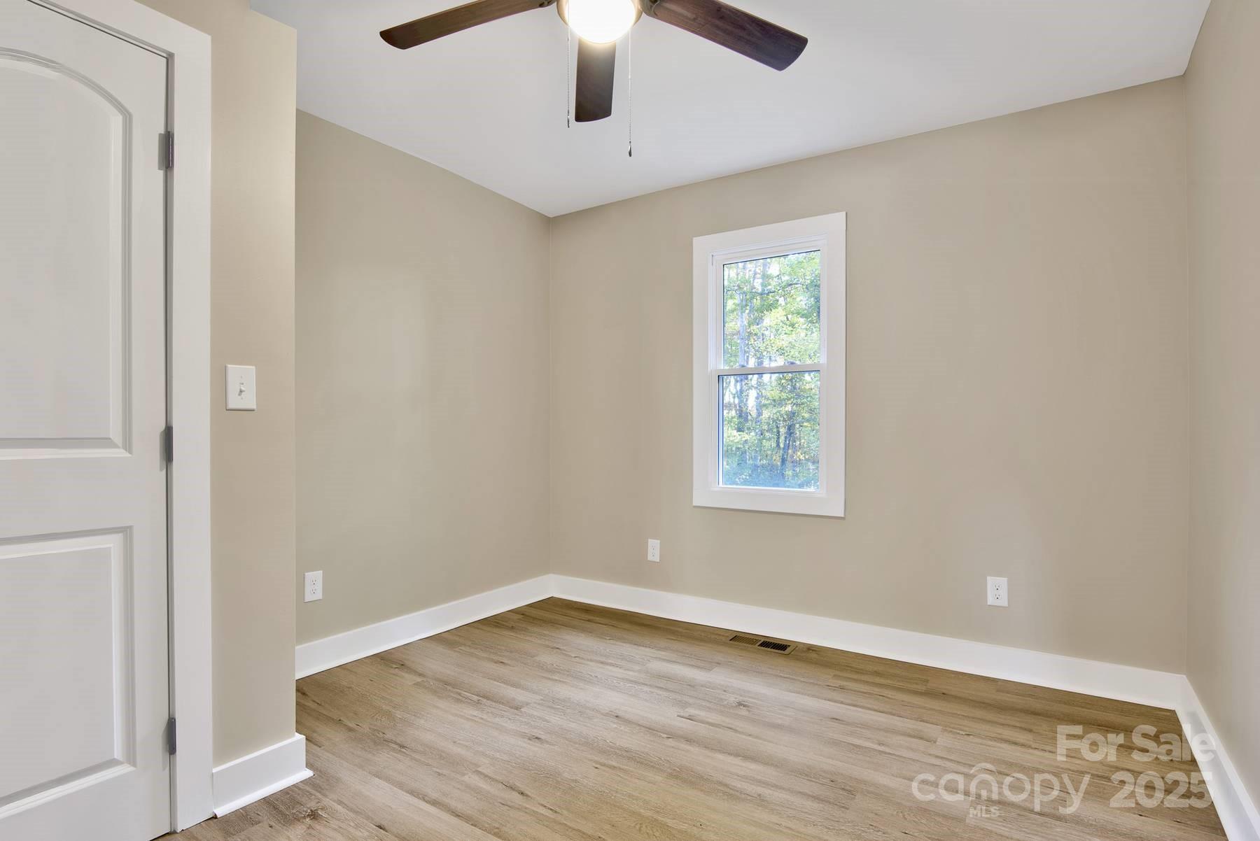 434 E Salisbury Street — Denton