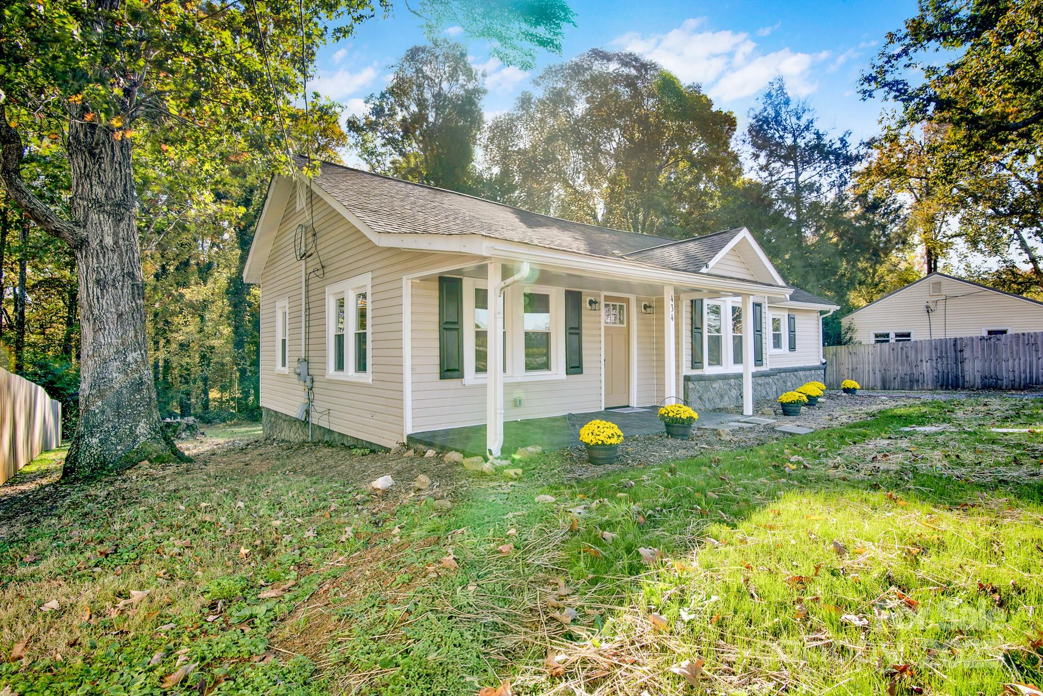 434 E Salisbury Street — Denton