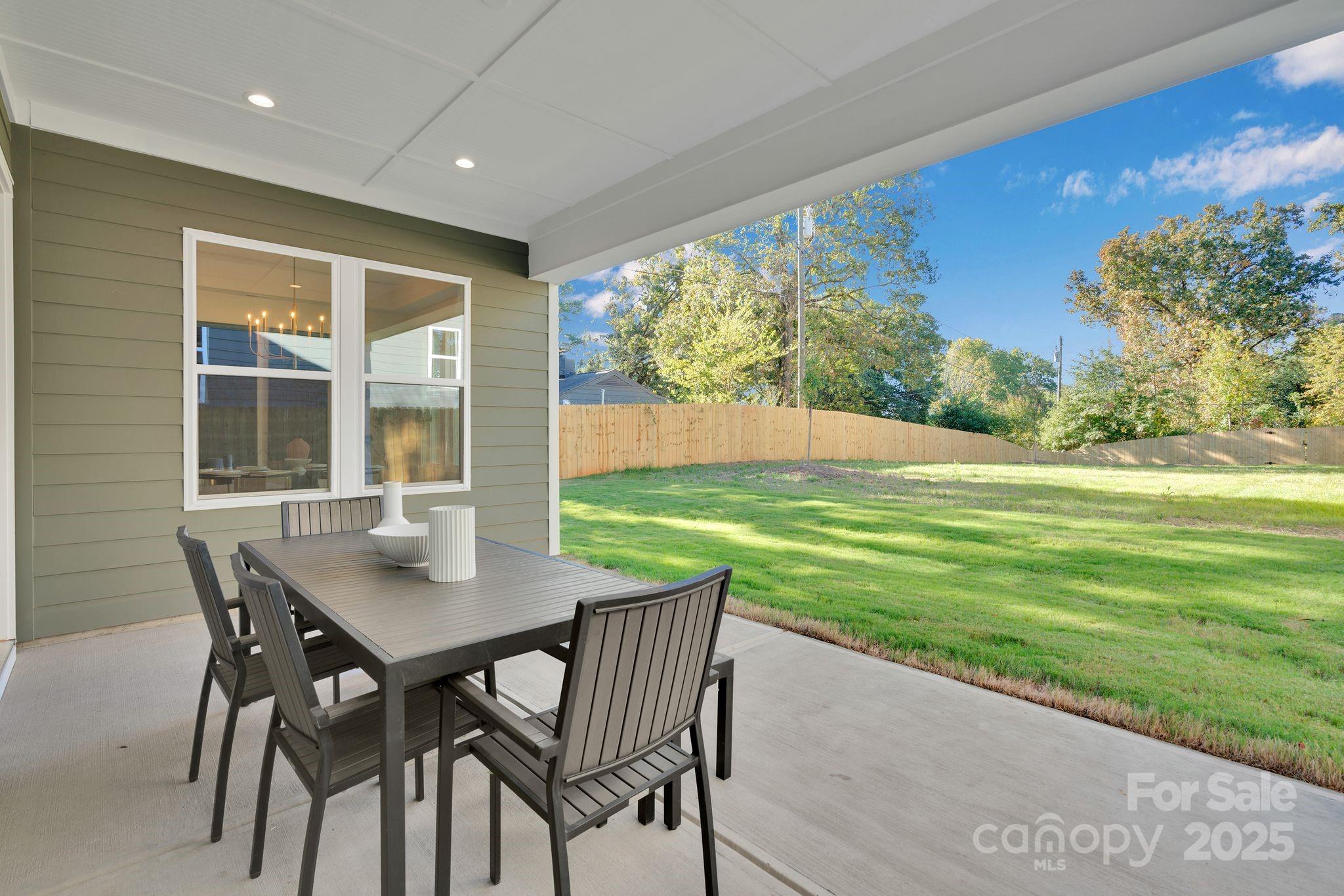 2820 Springway Drive — Charlotte