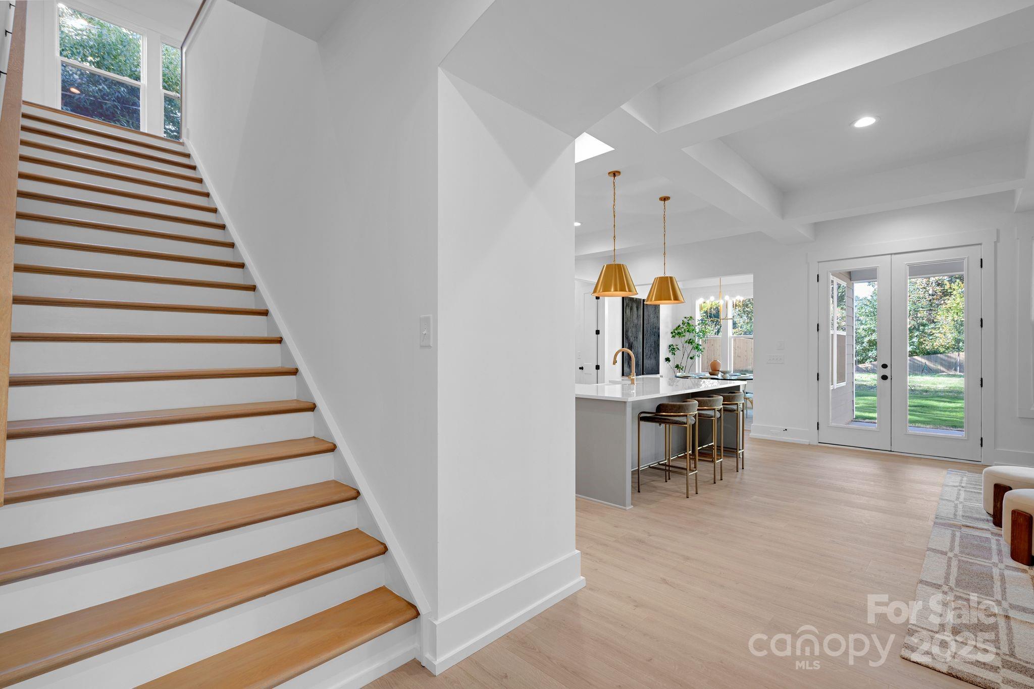 2820 Springway Drive — Charlotte