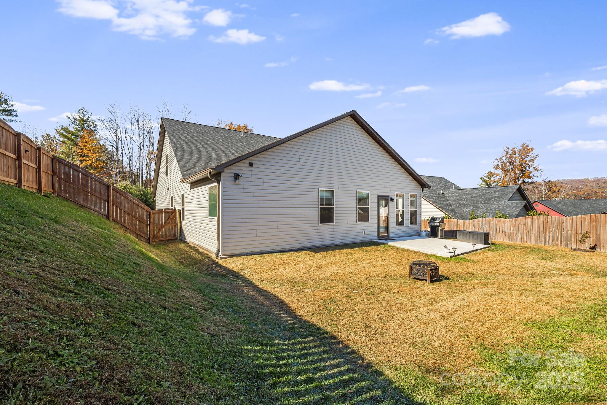 504 Rosebud Orchid Way — Weaverville