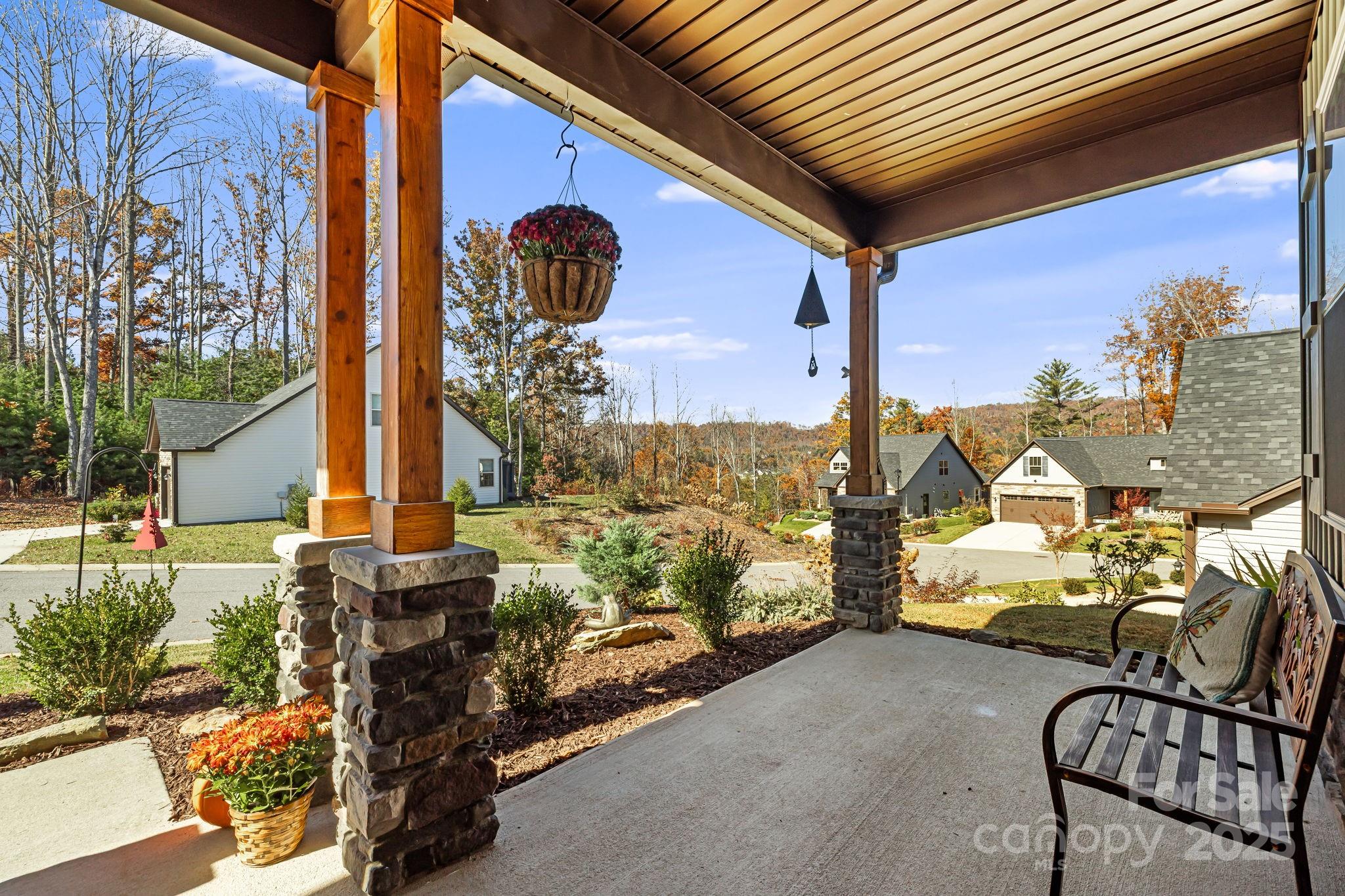504 Rosebud Orchid Way — Weaverville
