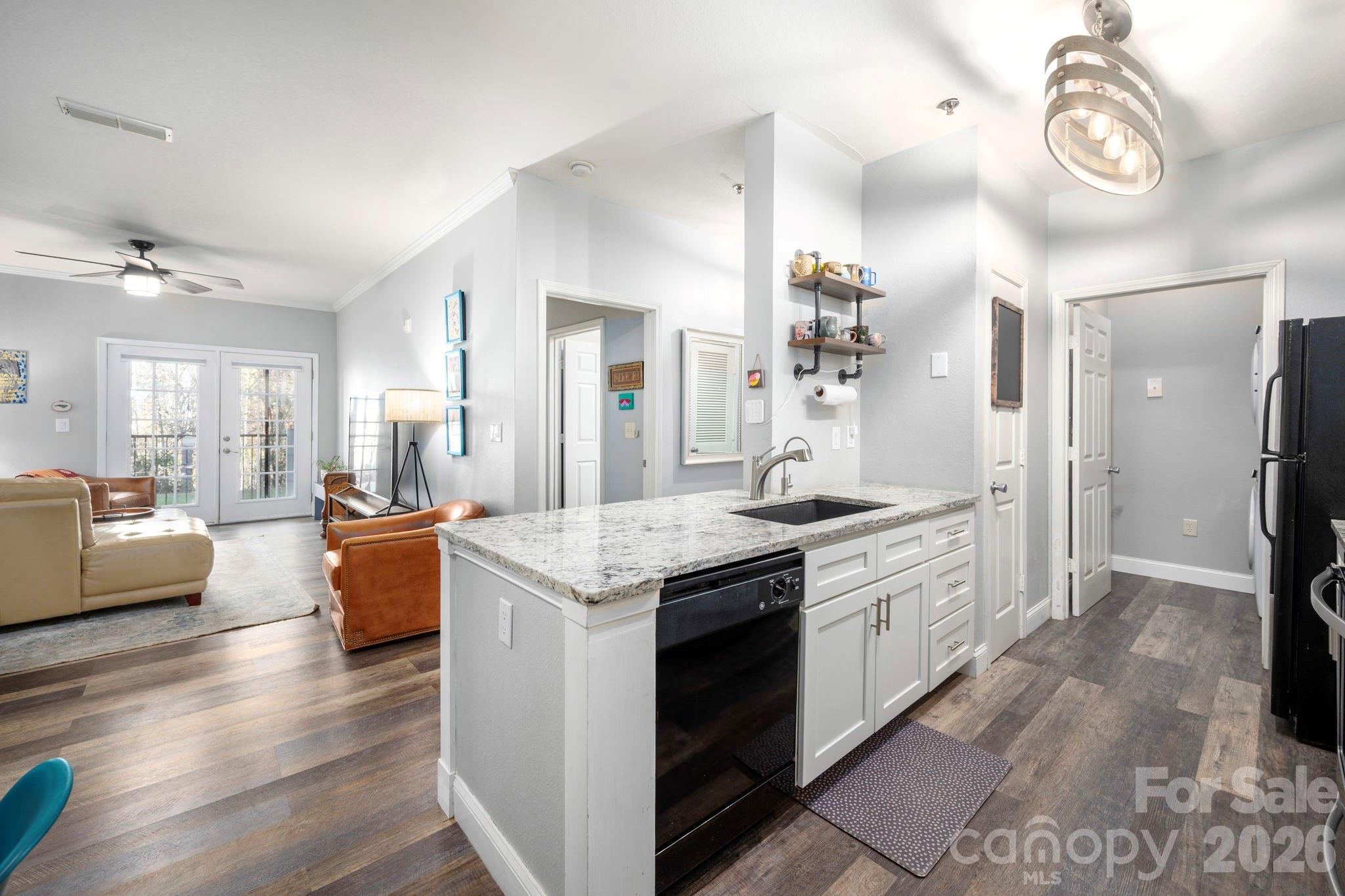 600 Vista Lake Drive #4 — Candler