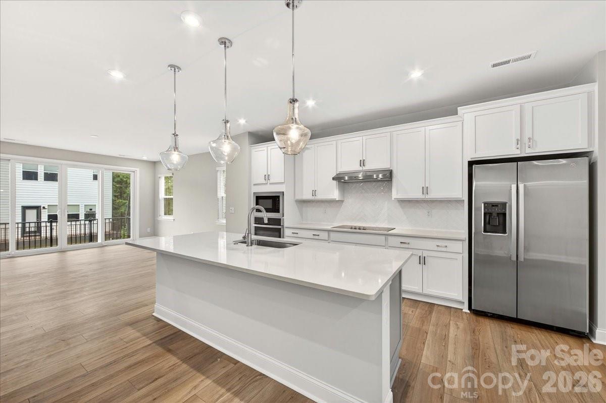921 Archway Lane — Charlotte
