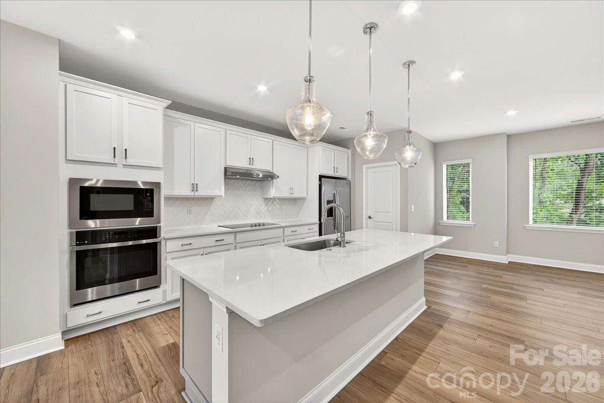 921 Archway Lane — Charlotte