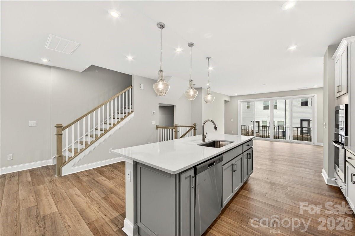 921 Archway Lane — Charlotte